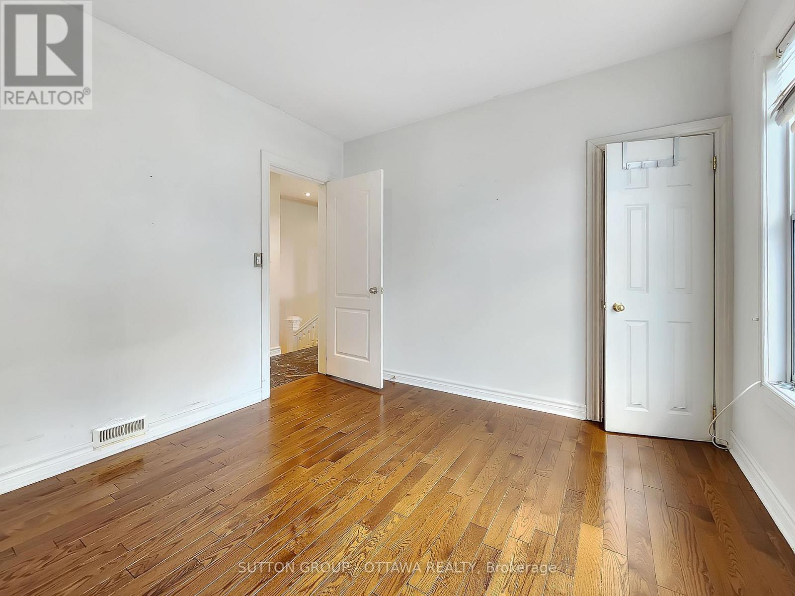 139 Eccles Street, Ottawa, Ontario  K1R 6S7 - Photo 27 - X12355588