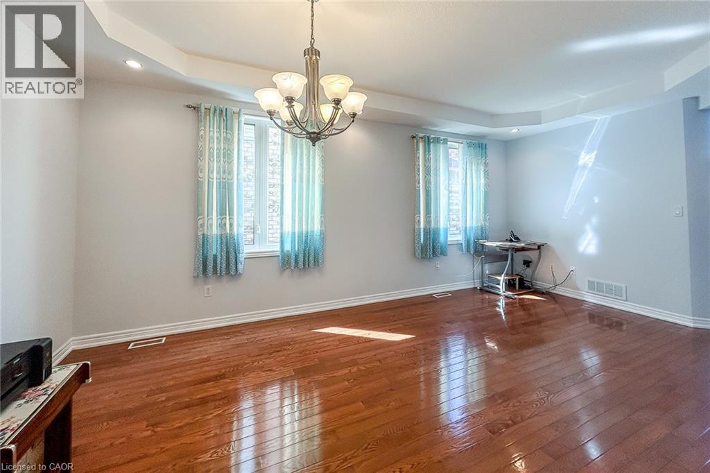 172 Lorenzo Drive, Hamilton, Ontario  L9A 0A2 - Photo 29 - 40767103