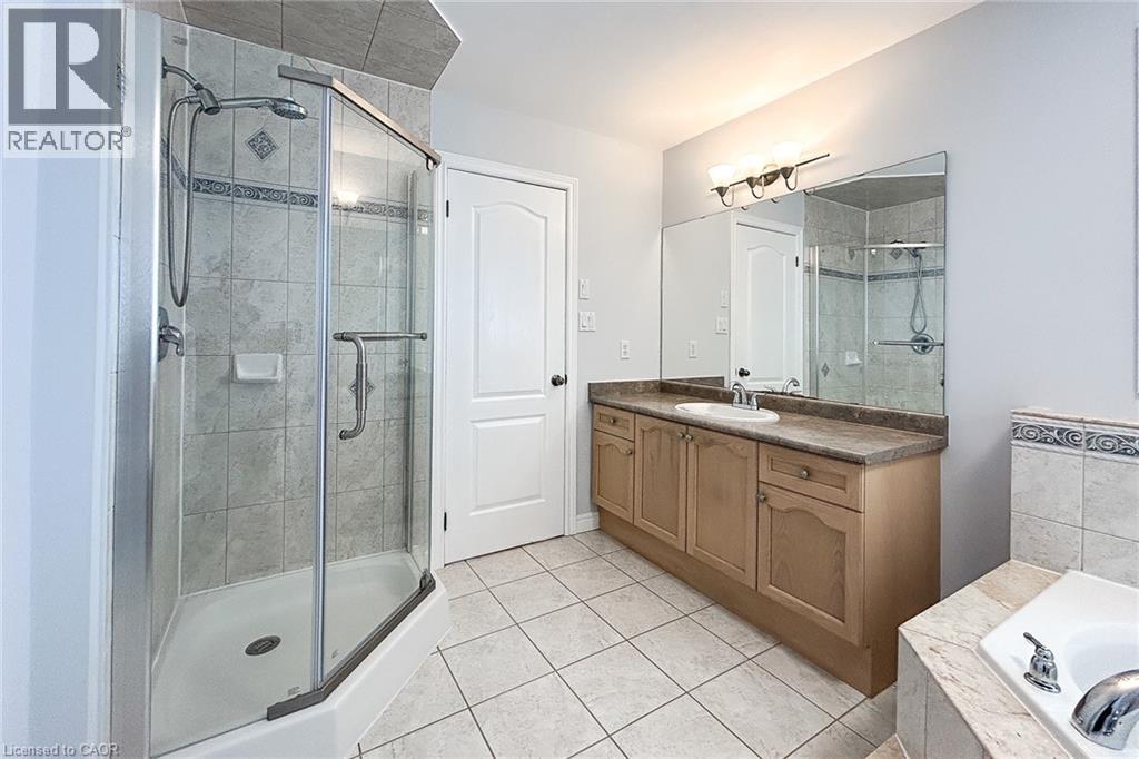 172 Lorenzo Drive, Hamilton, Ontario  L9A 0A2 - Photo 36 - 40767103