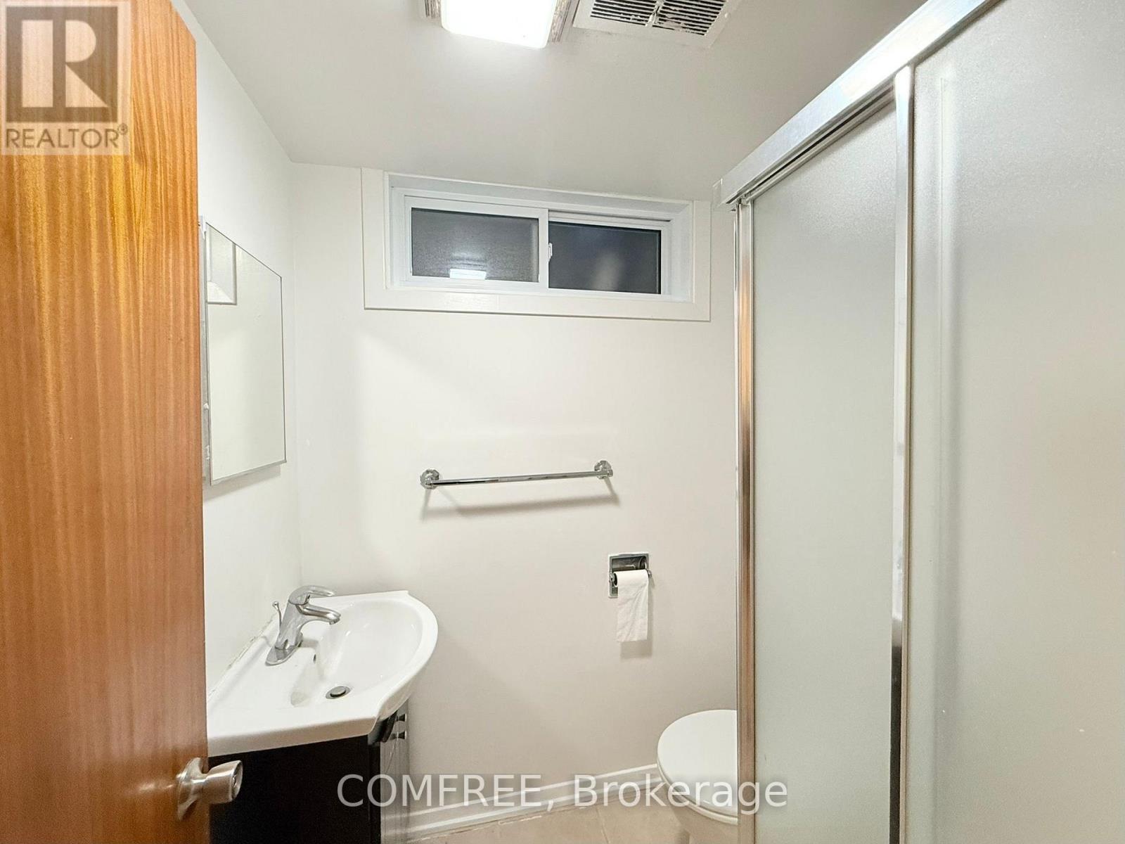 2372 Riley Avenue, Ottawa, Ontario  K2C 1J9 - Photo 15 - X12385403