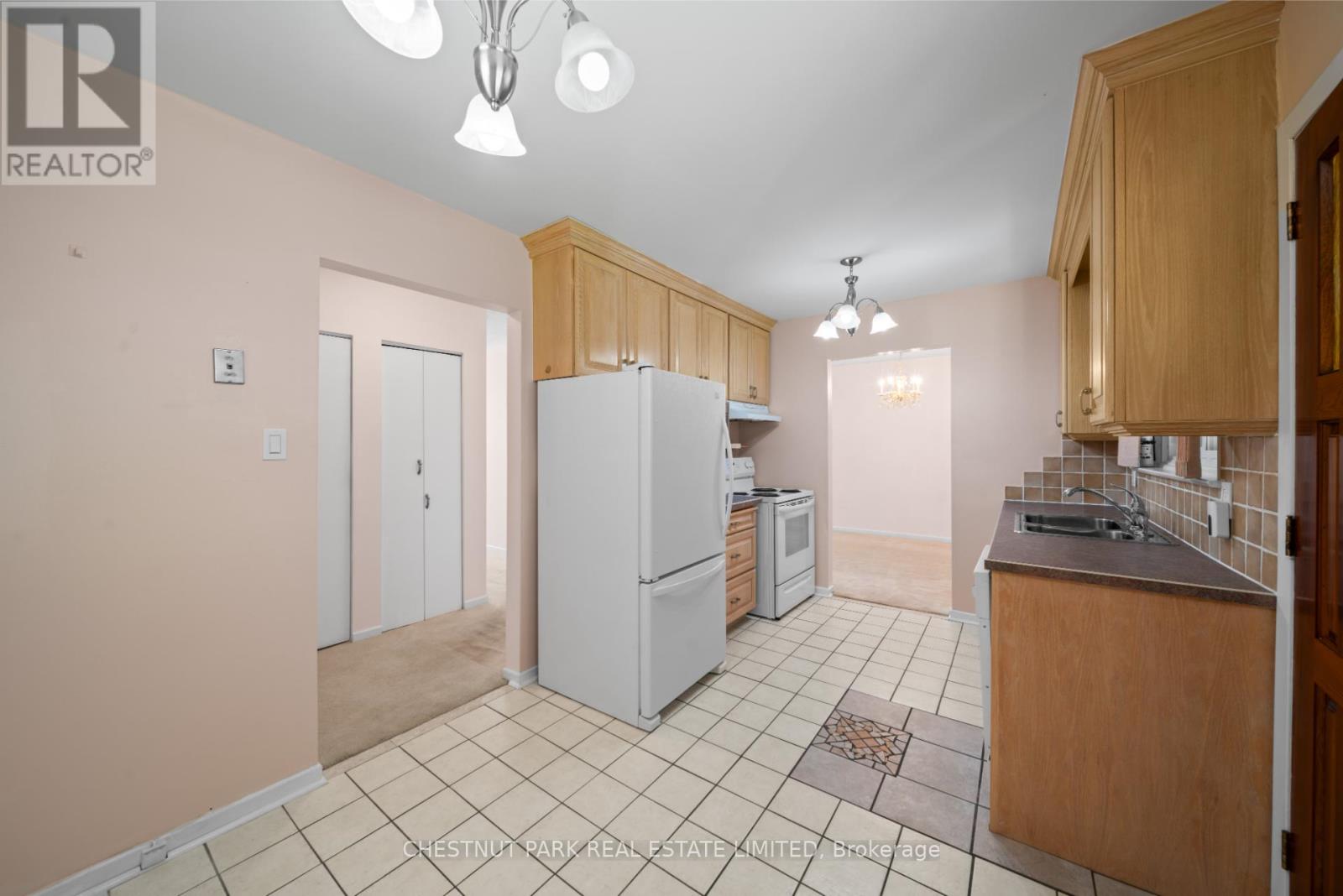 14 Sealstone Terrace, Toronto, Ontario  M1E 4J7 - Photo 9 - E12388431