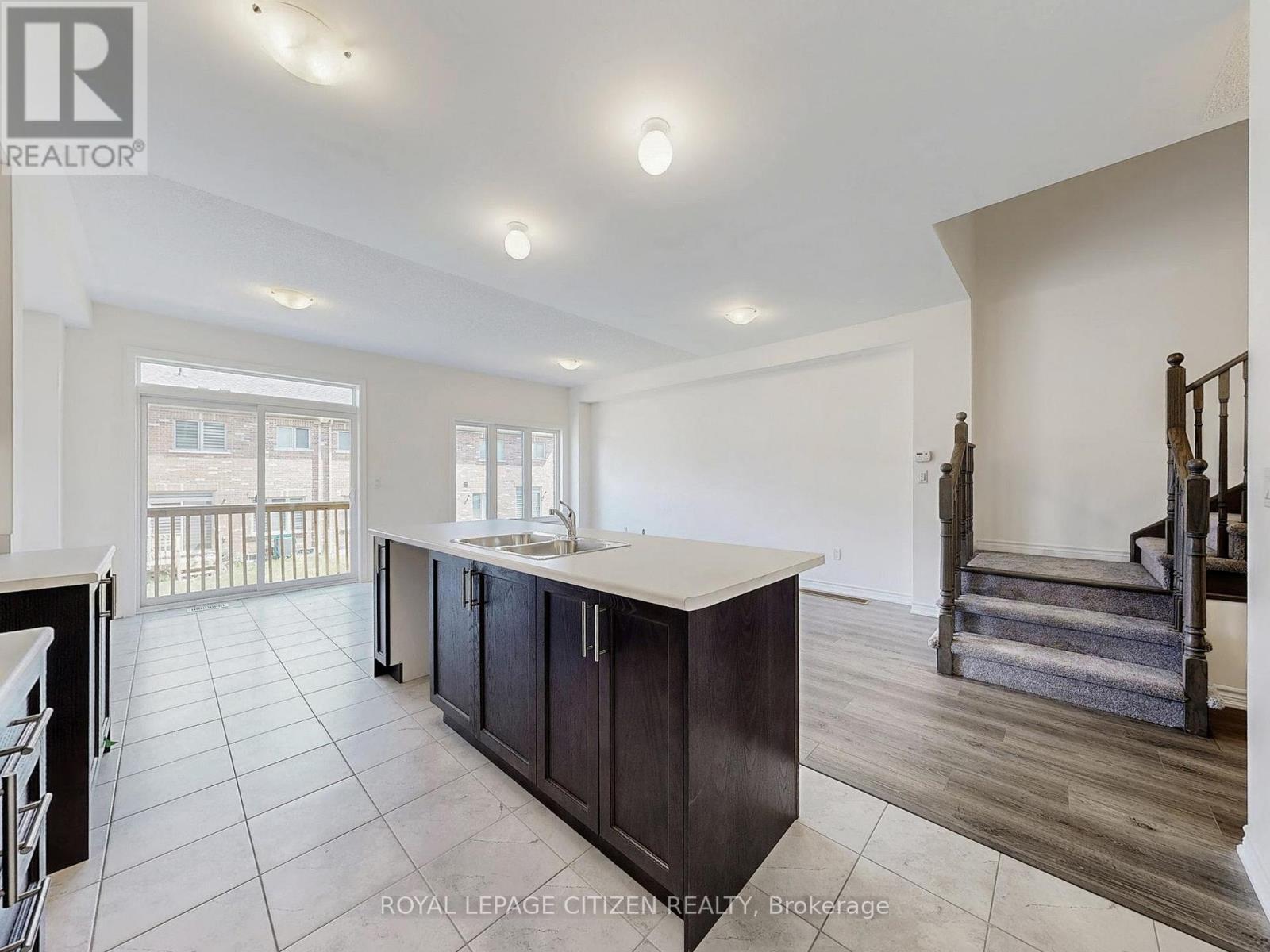105 North Garden Boulevard, Scugog, Ontario  L9L 1B3 - Photo 11 - E12388464