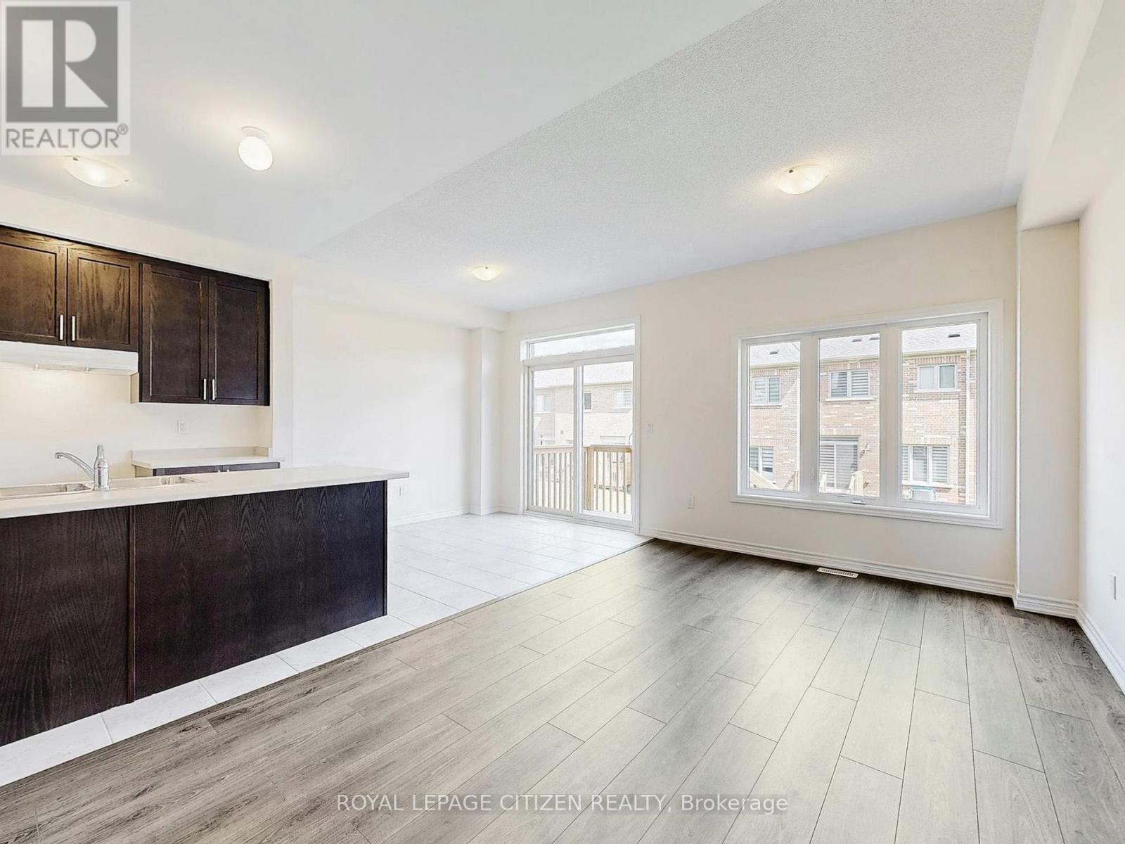 105 North Garden Boulevard, Scugog, Ontario  L9L 1B3 - Photo 6 - E12388464
