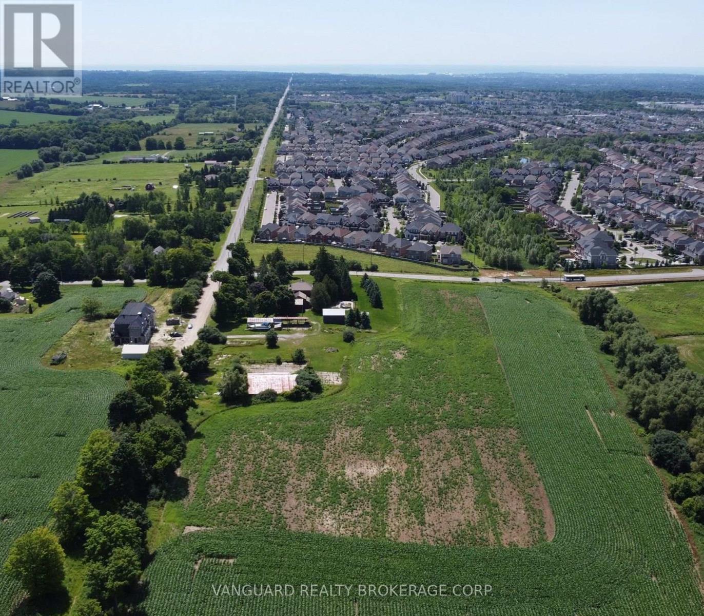 1600 Conlin Road, Oshawa, Ontario  L1H 8L7 - Photo 3 - E12388495