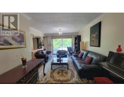12 Fairglen Avenue, Toronto (L'Amoreaux), Ca
