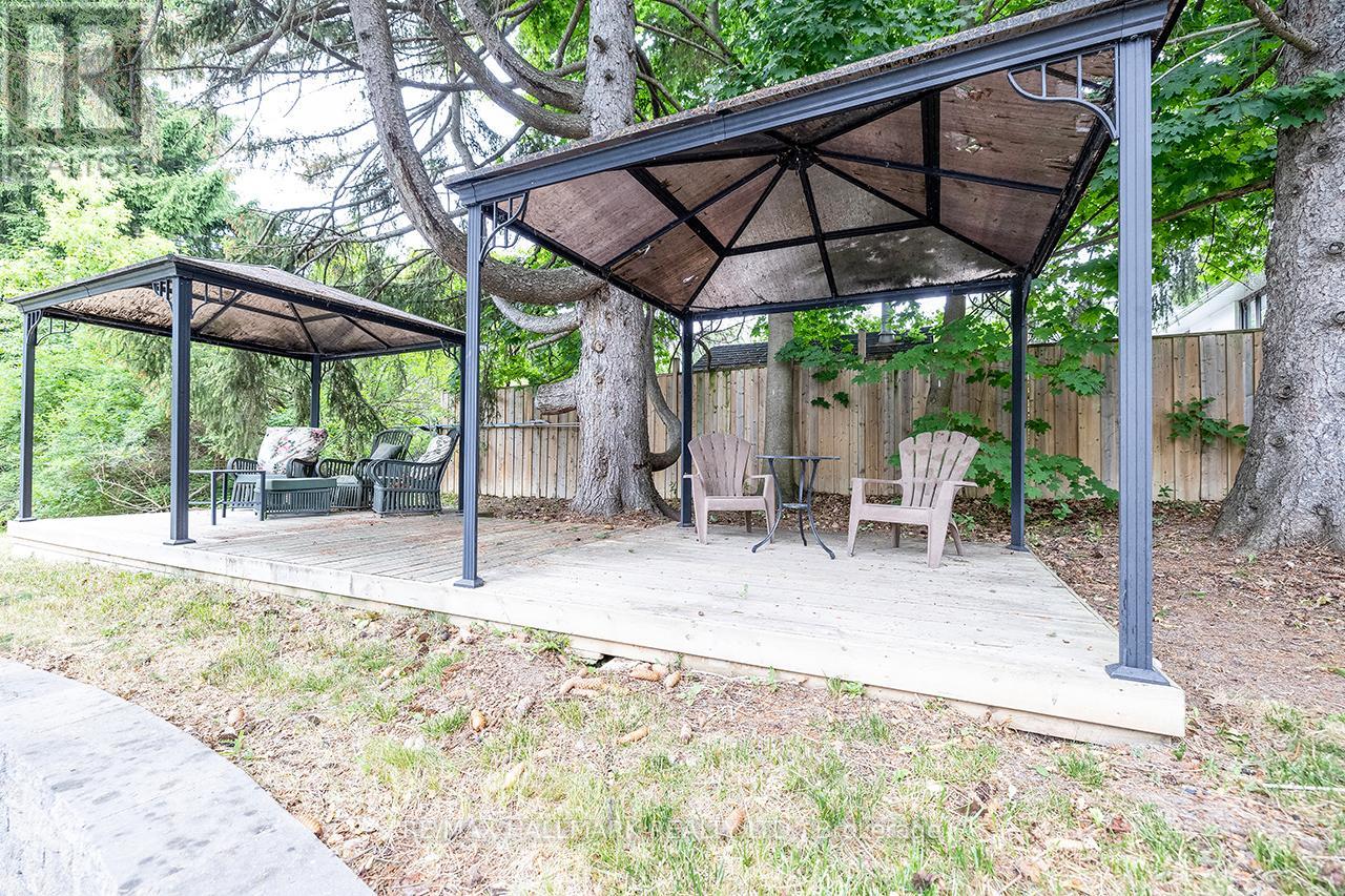 1382 Rougemount Drive, Pickering, Ontario  L1V 1N1 - Photo 19 - E12388596