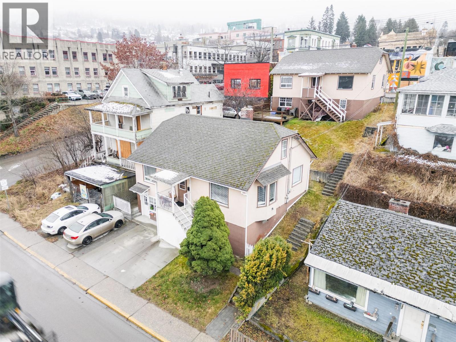 220-222 Vernon Street, nelson, British Columbia