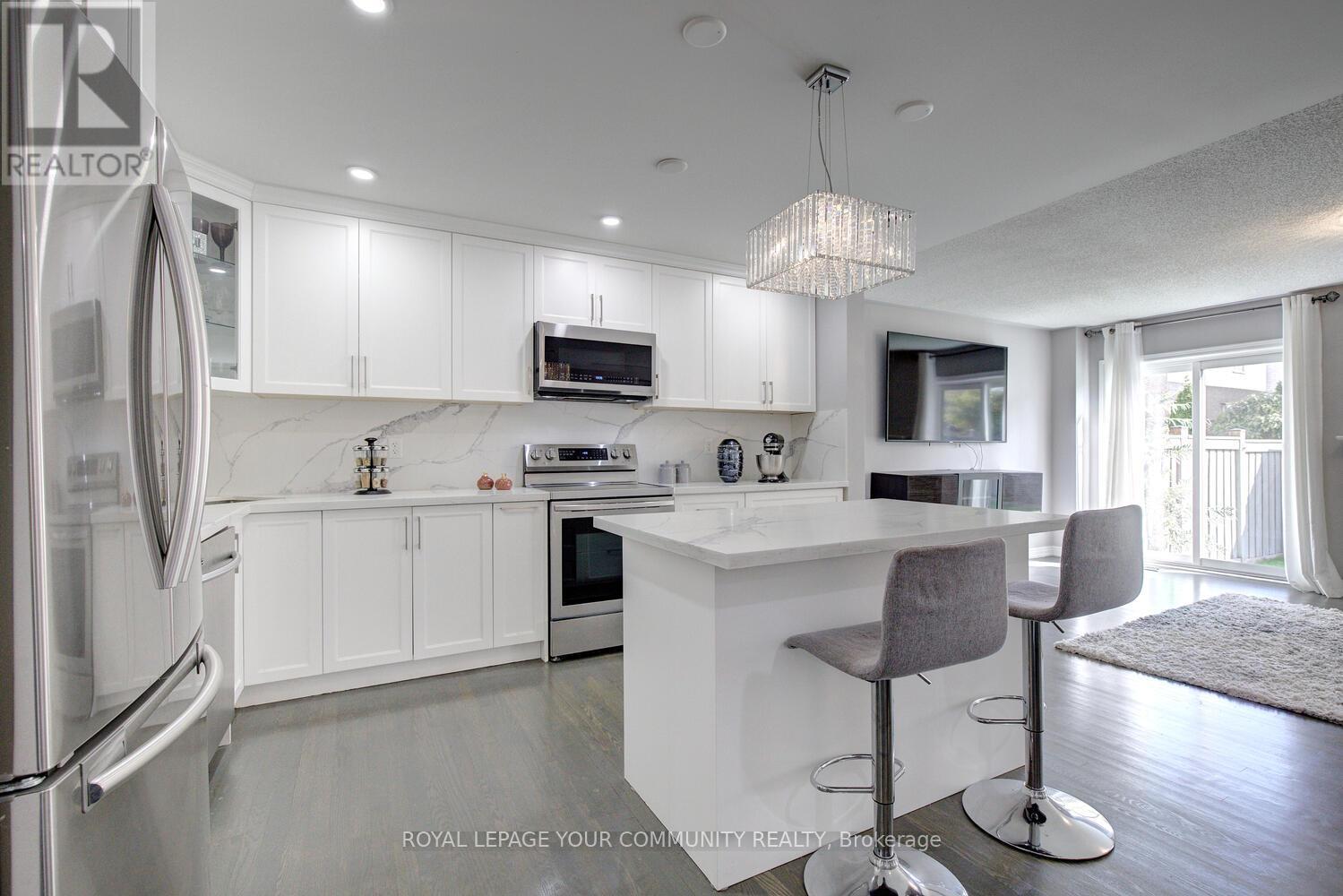 59 Kavala Street, Vaughan (Patterson), Ontario  L6A 0P6 - Photo 7 - N12388506