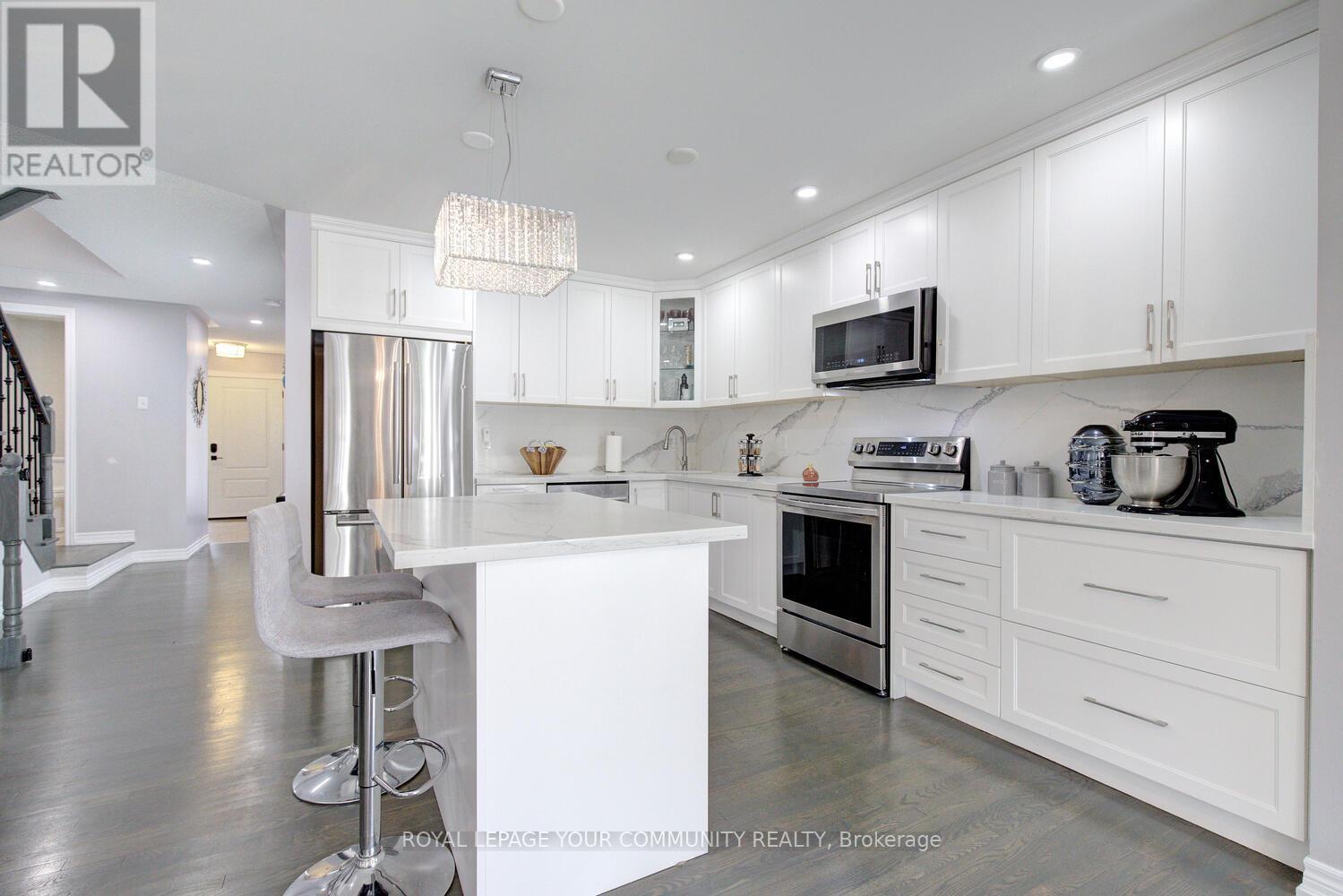 59 Kavala Street, Vaughan (Patterson), Ontario  L6A 0P6 - Photo 8 - N12388506