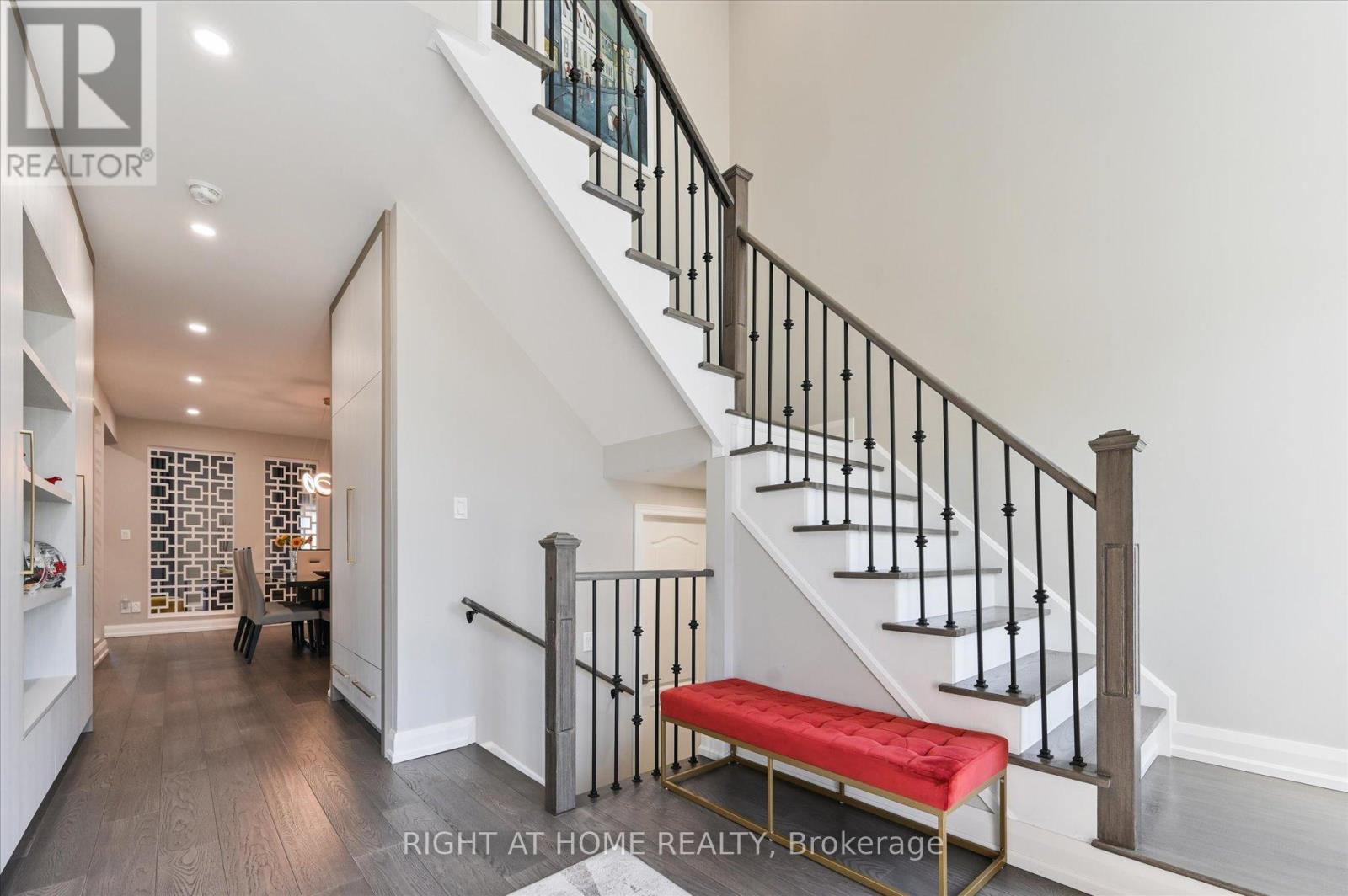 250 Rivermill Crescent, Vaughan, Ontario  L6A 0T3 - Photo 17 - N12388618