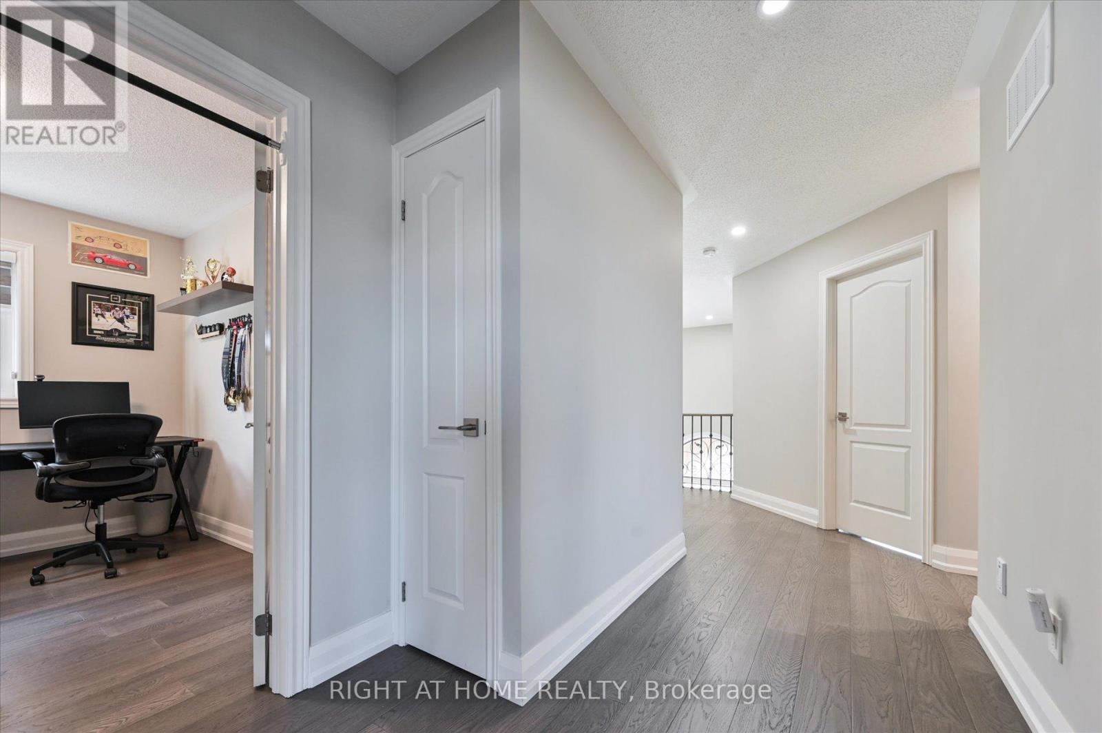 250 Rivermill Crescent, Vaughan, Ontario  L6A 0T3 - Photo 21 - N12388618