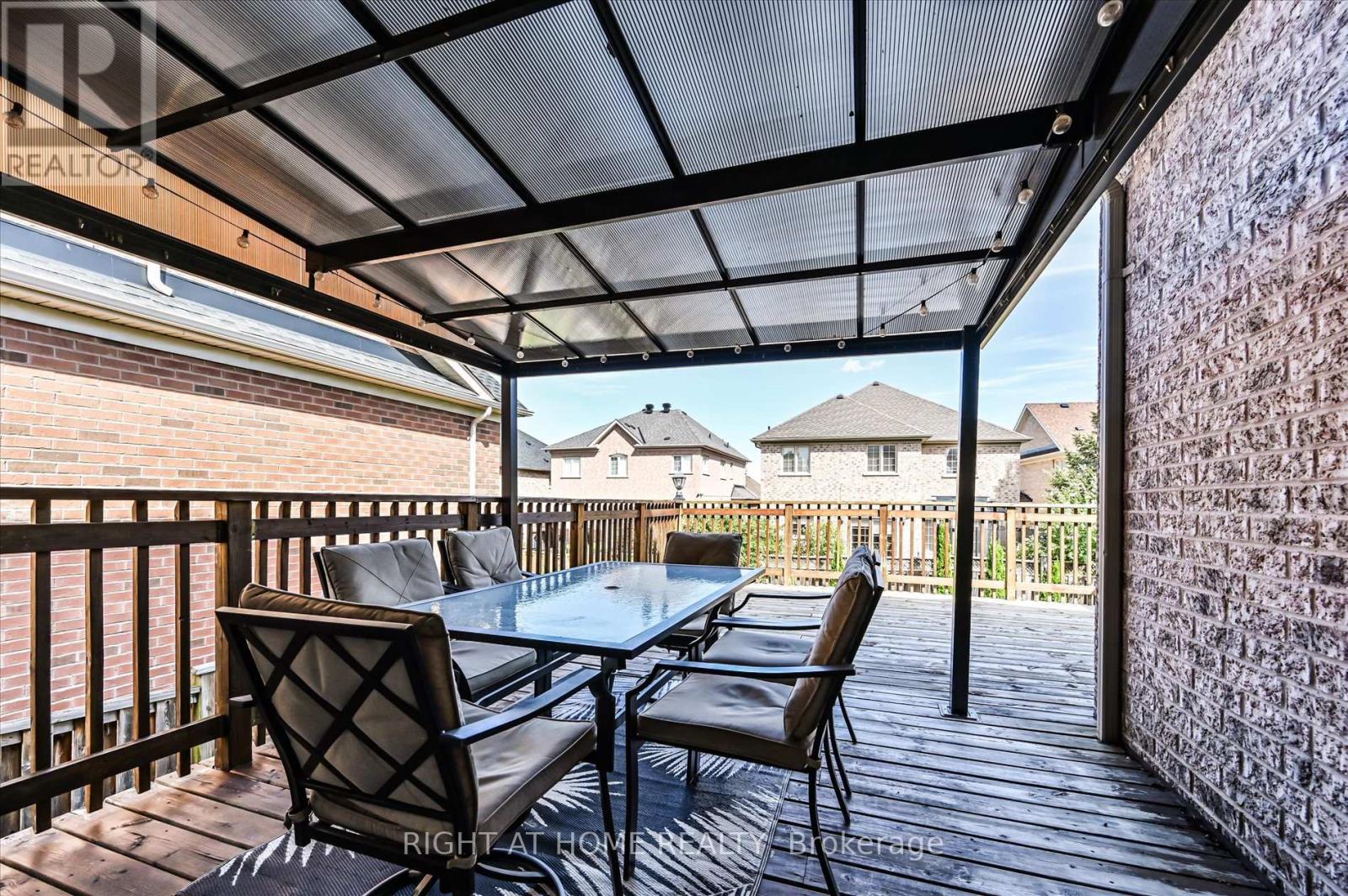 250 Rivermill Crescent, Vaughan, Ontario  L6A 0T3 - Photo 37 - N12388618