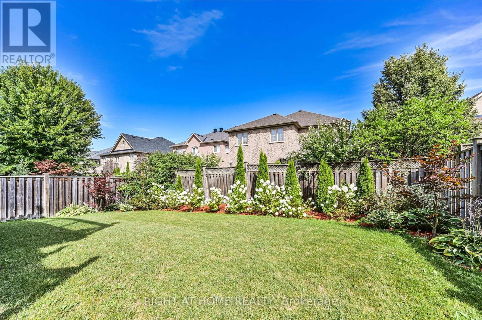 250 Rivermill Crescent, Vaughan, Ontario  L6A 0T3 - Photo 40 - N12388618