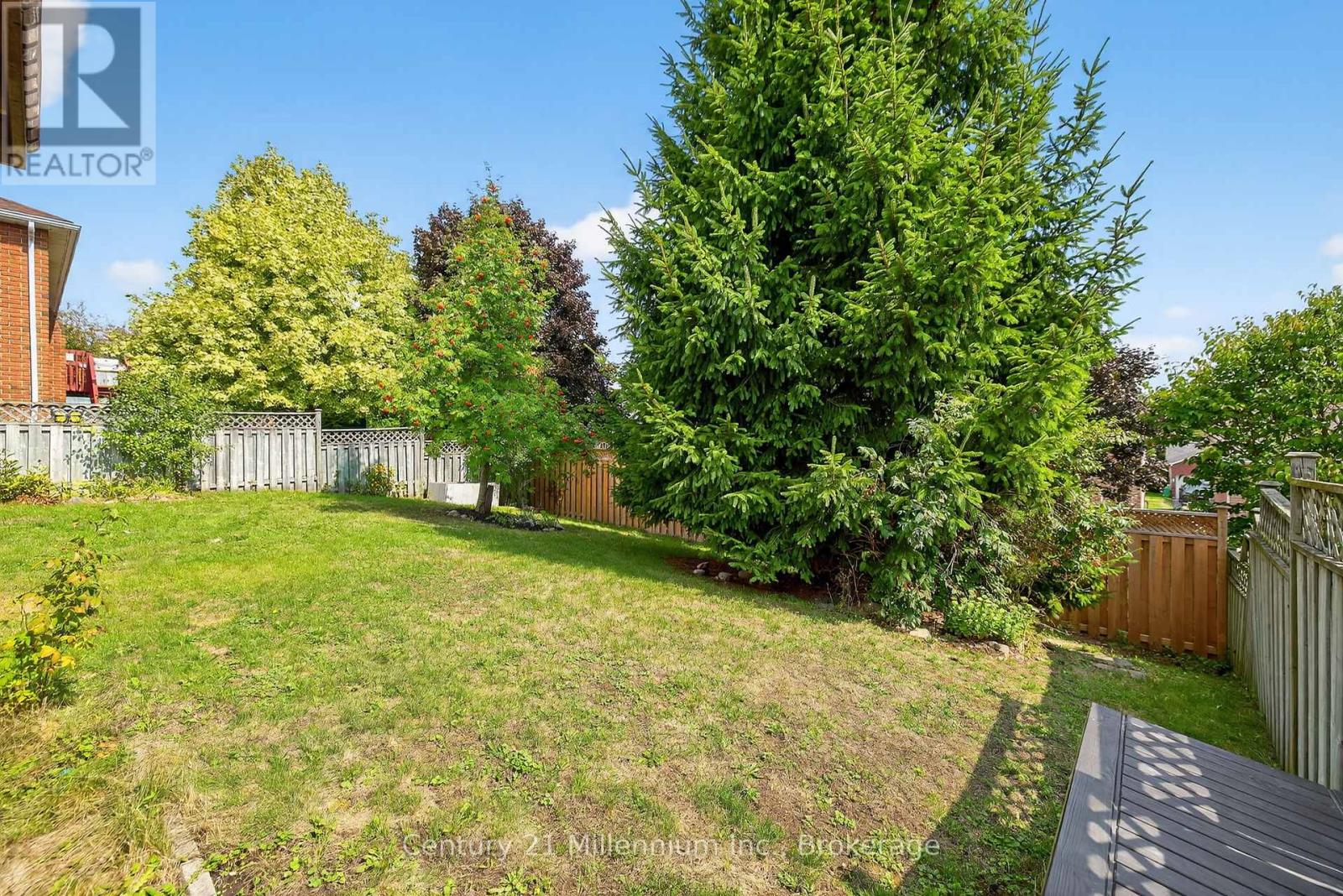 702 Spillsbury Drive, Peterborough (Otonabee Ward 1), Ontario  K9K 2K2 - Photo 45 - X12388120