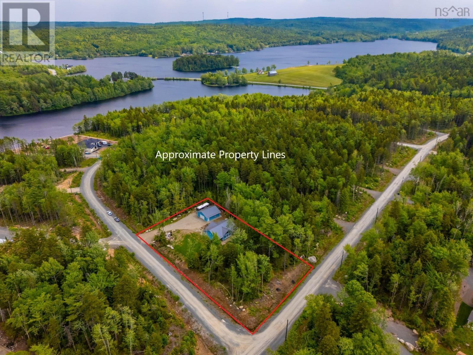 101 Cozy Crescent, Vaughan, Nova Scotia  B0N 2T0 - Photo 2 - 202514973