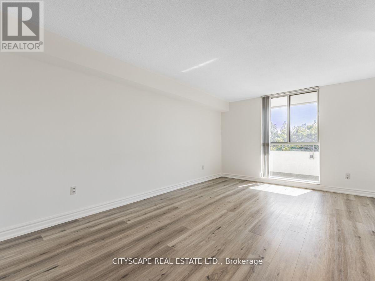 304 - 1320 Mississauga Valley Boulevard, Mississauga (Mississauga Valleys), Ontario  L5A 3S8 - Photo 8 - W12388469