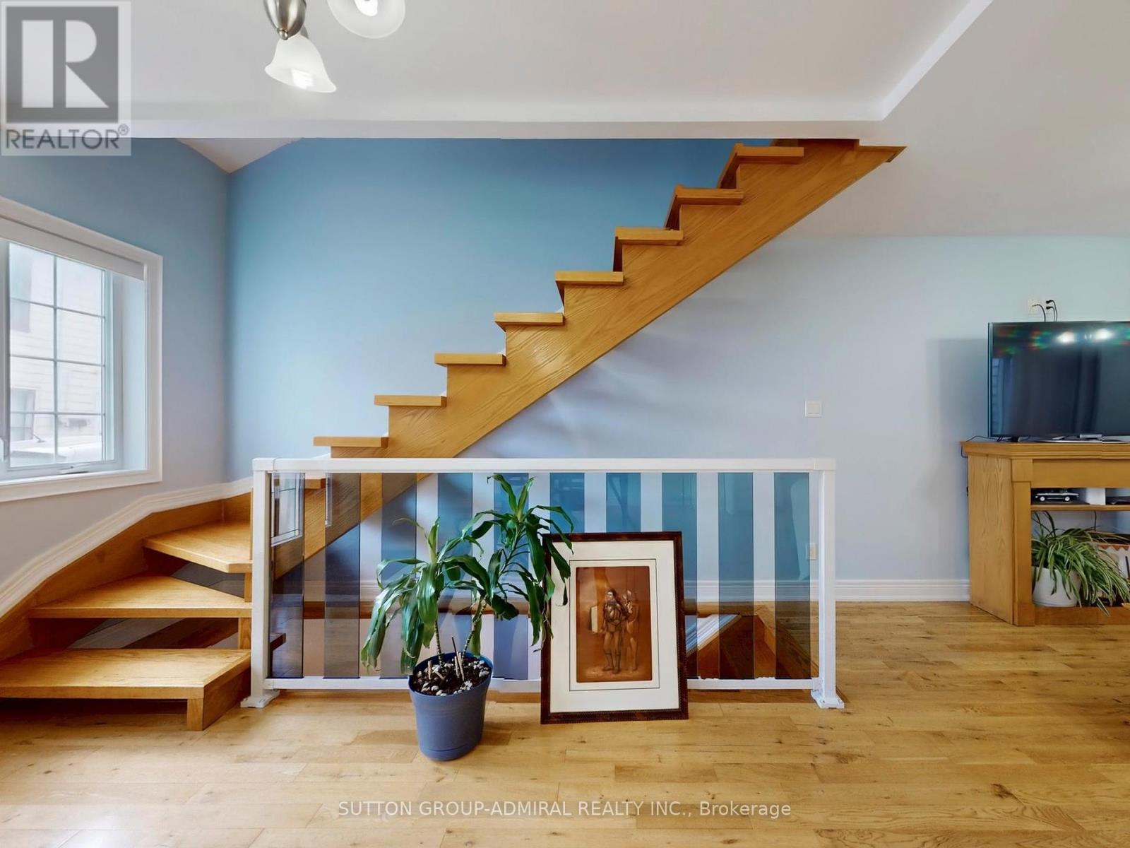 12 Abbs Street, Toronto, Ontario  M6K 1M6 - Photo 15 - W12388492