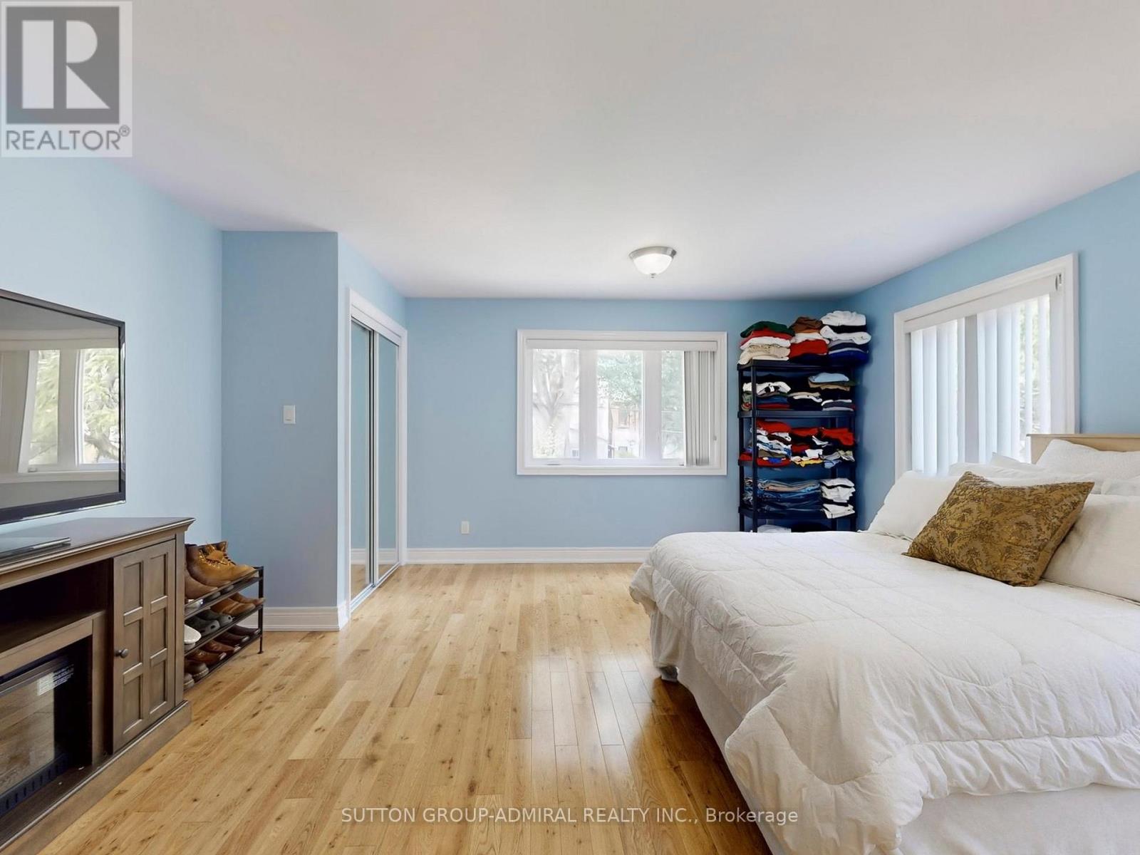 12 Abbs Street, Toronto, Ontario  M6K 1M6 - Photo 21 - W12388492