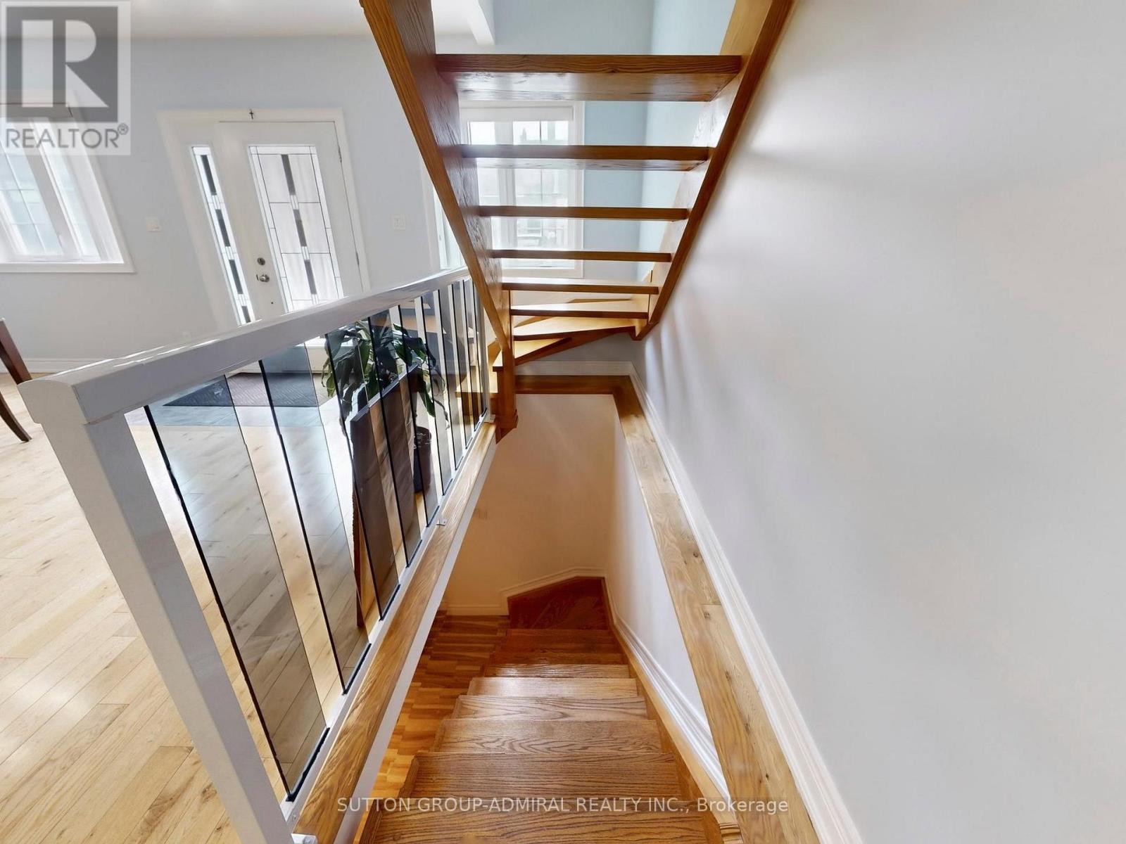 12 Abbs Street, Toronto, Ontario  M6K 1M6 - Photo 27 - W12388492