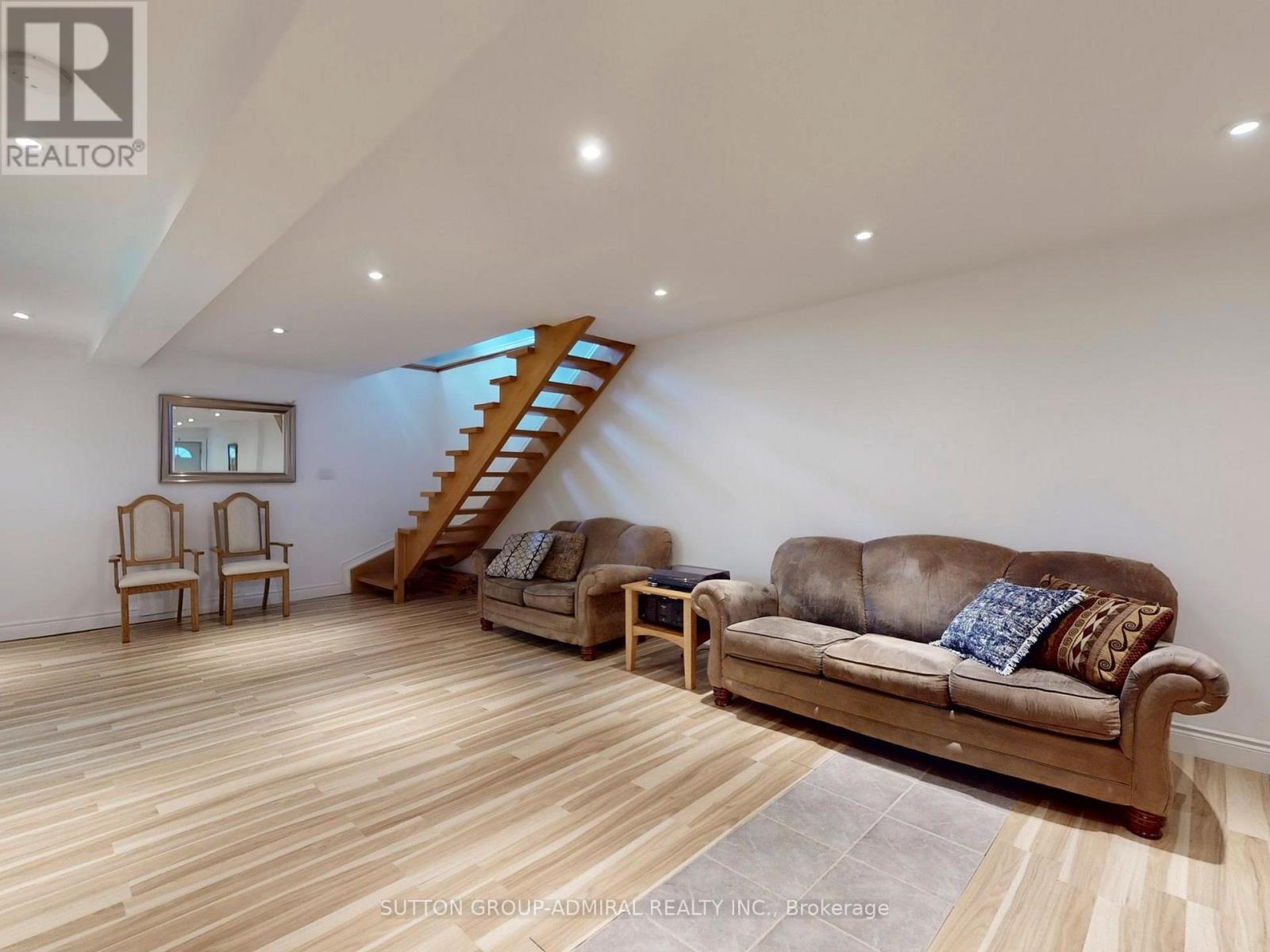 12 Abbs Street, Toronto, Ontario  M6K 1M6 - Photo 28 - W12388492