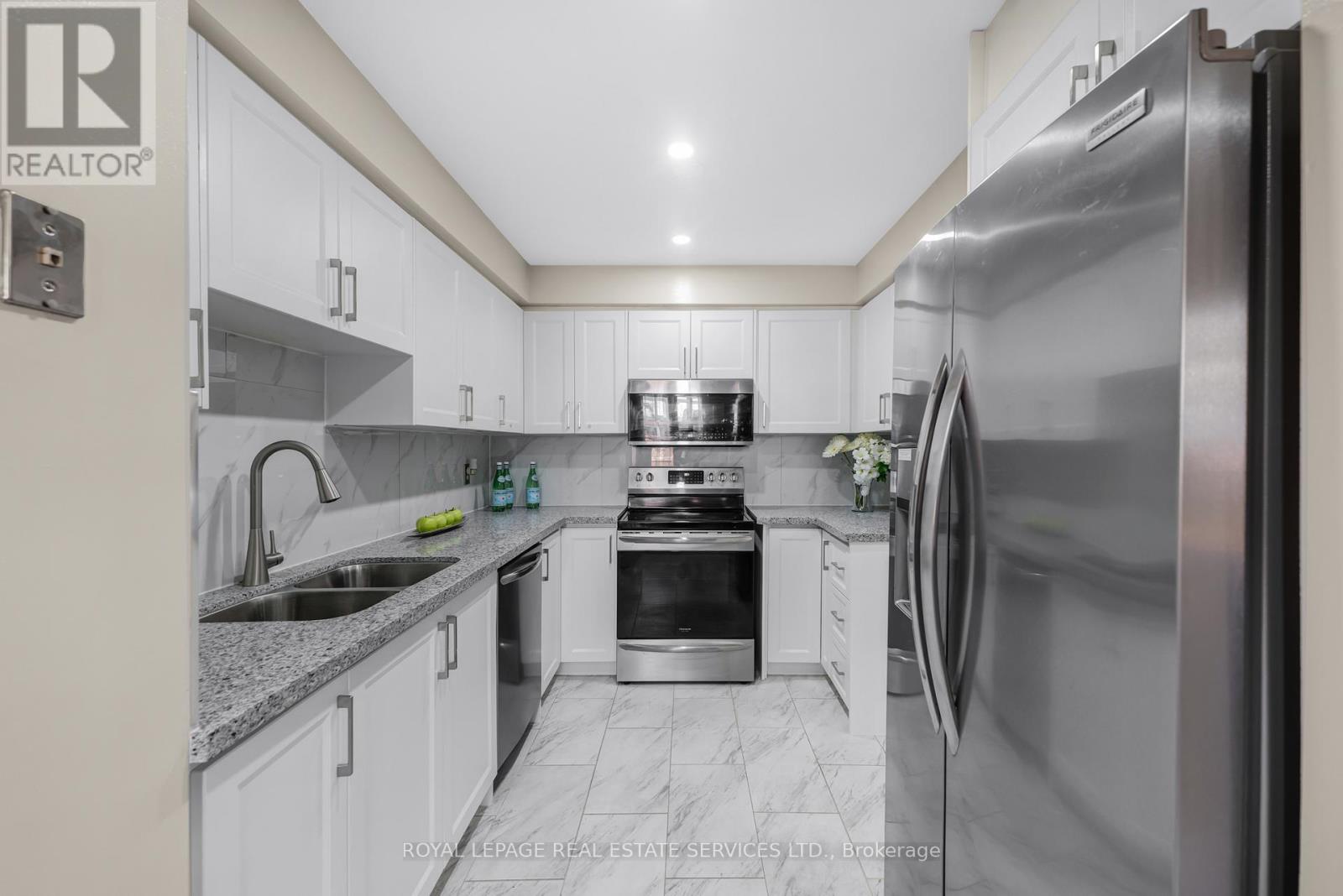 139 - 3050 Orleans Road, Mississauga (Erin Mills), Ontario  L5L 5P7 - Photo 13 - W12388514