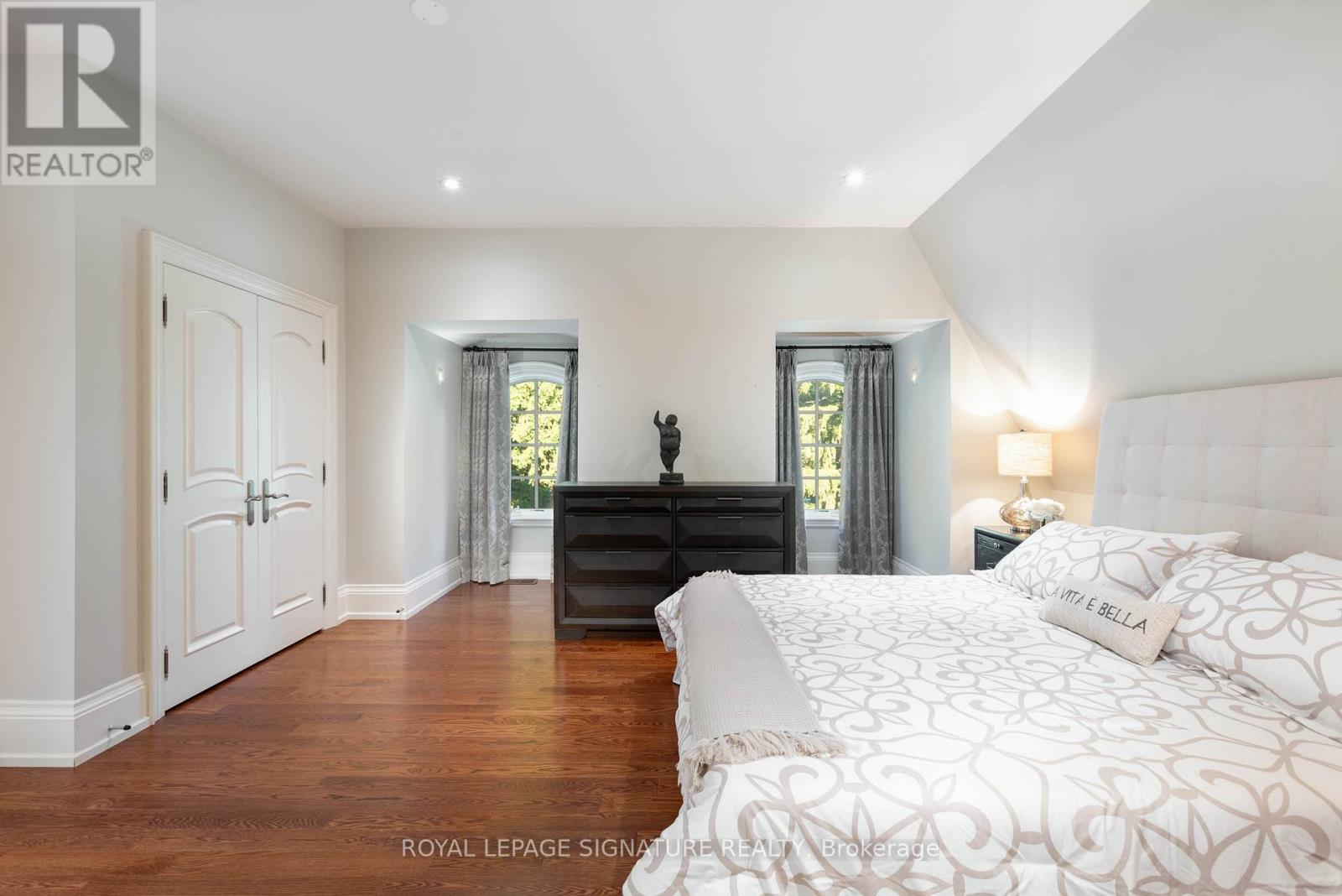 1161 Tecumseh Park Drive, Mississauga, Ontario  L5H 2W3 - Photo 24 - W12388518