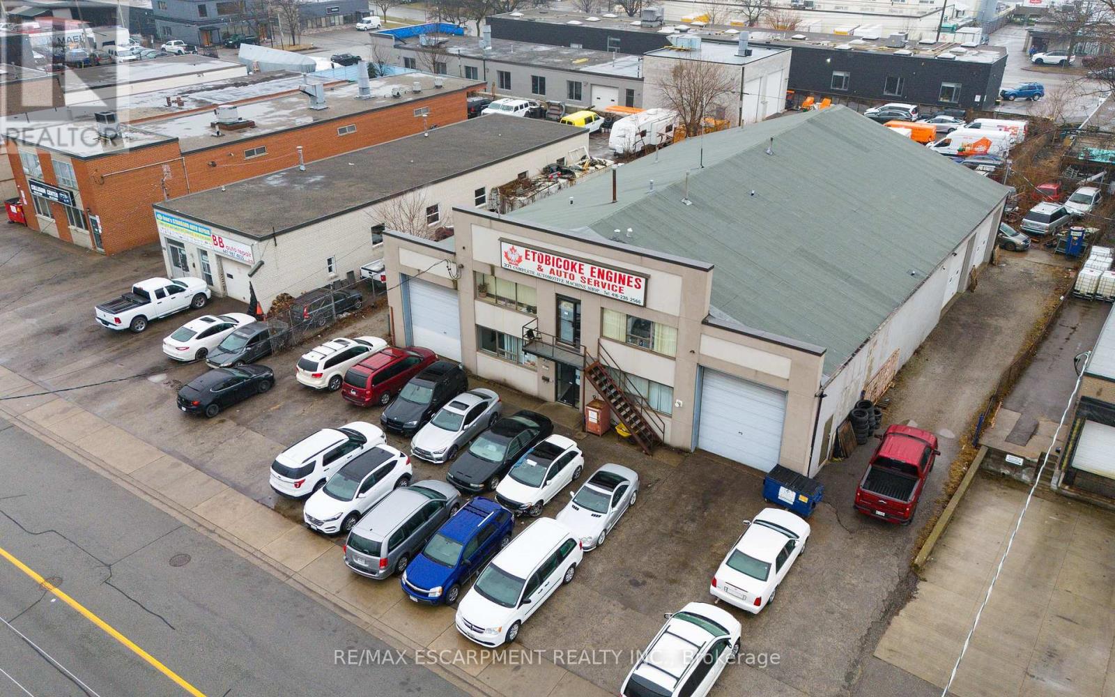 371 Olivewood Road, Toronto, Ontario  M8Z 2Z8 - Photo 31 - W12388529