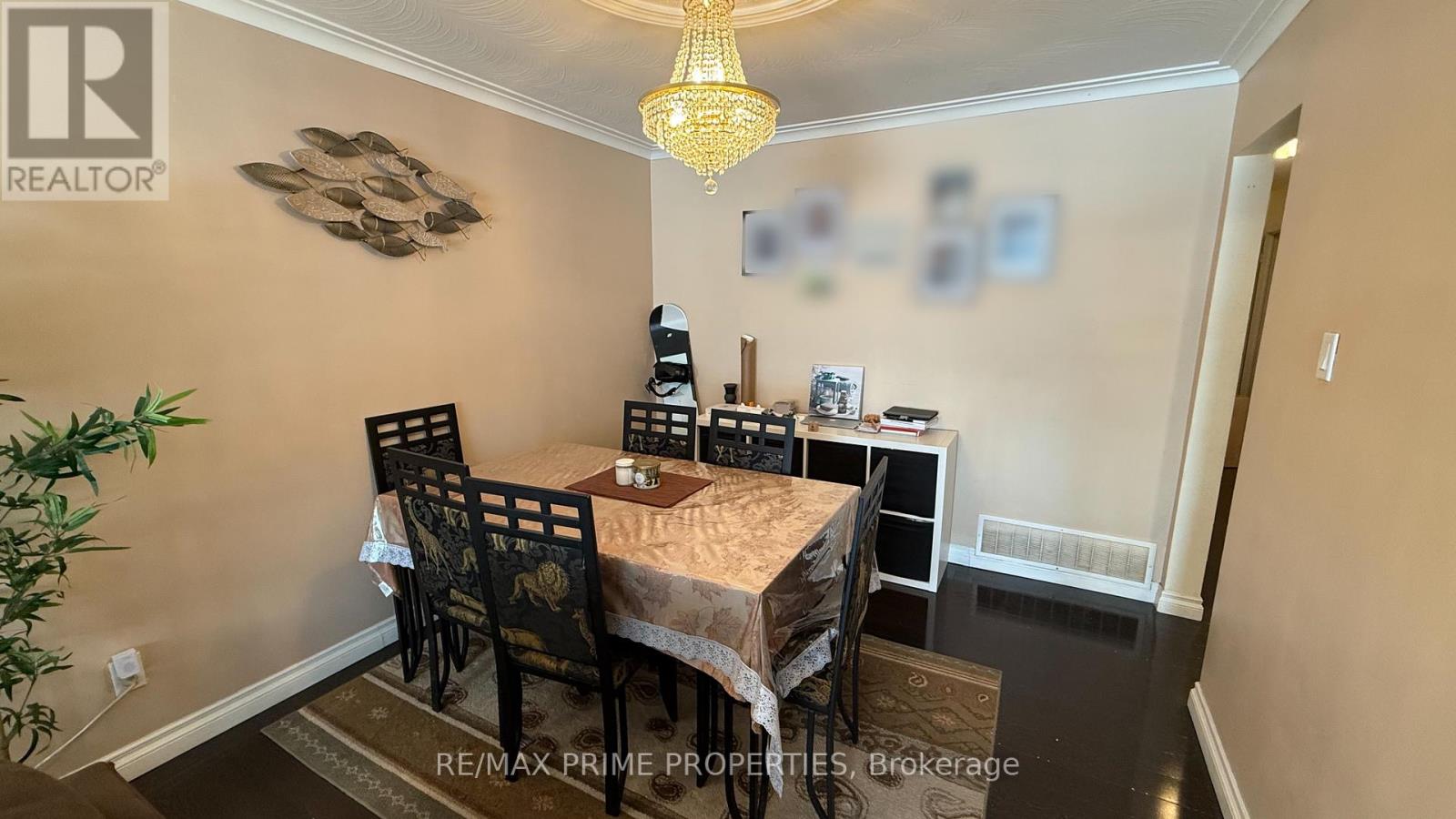 Upper - 3563 Laddie Crescent, Mississauga, Ontario  L4T 1N2 - Photo 6 - W12388550