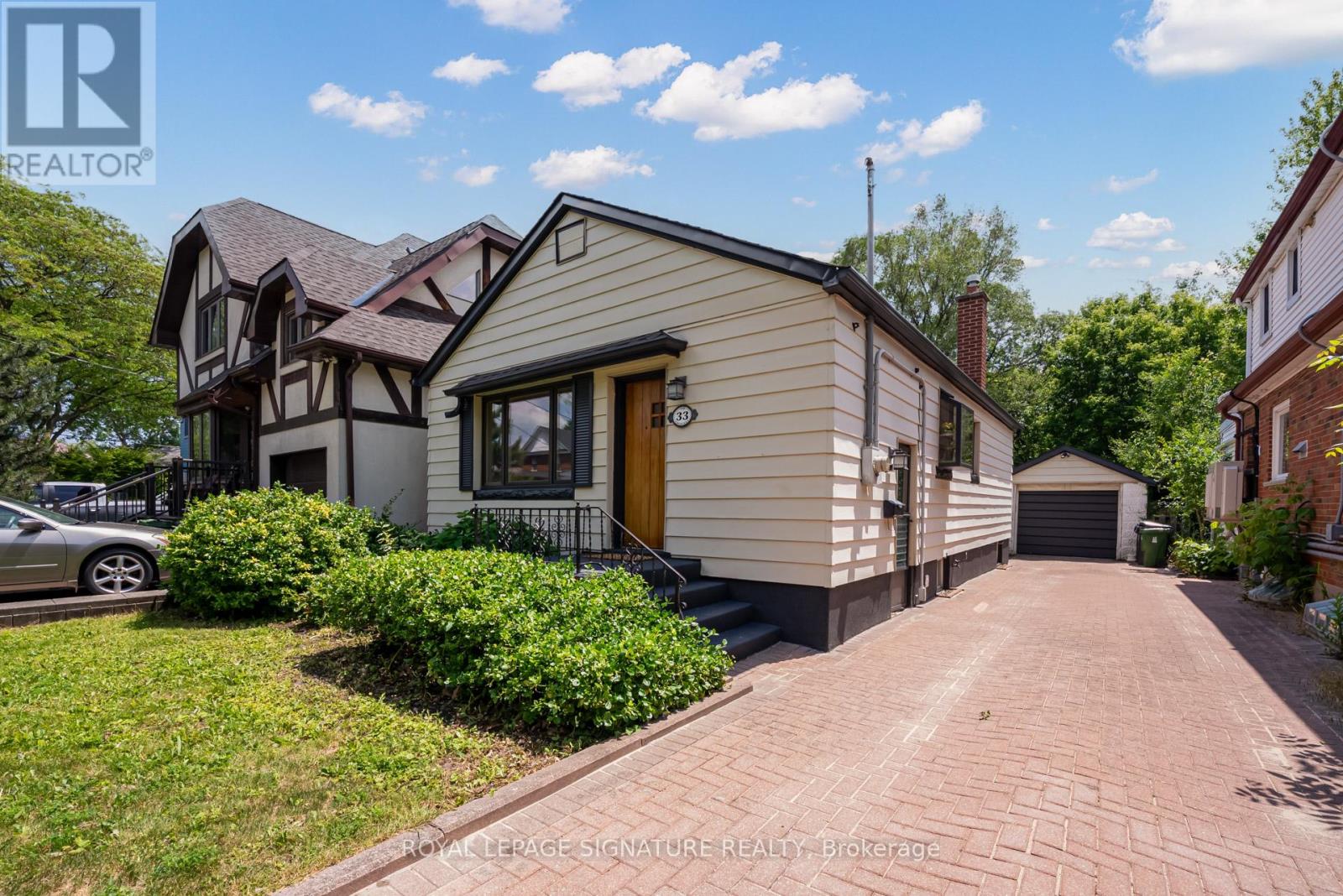 Property at 33 ASH CRESCENT image 2