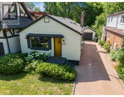 33 Ash Crescent, Toronto (Long Branch), Ca