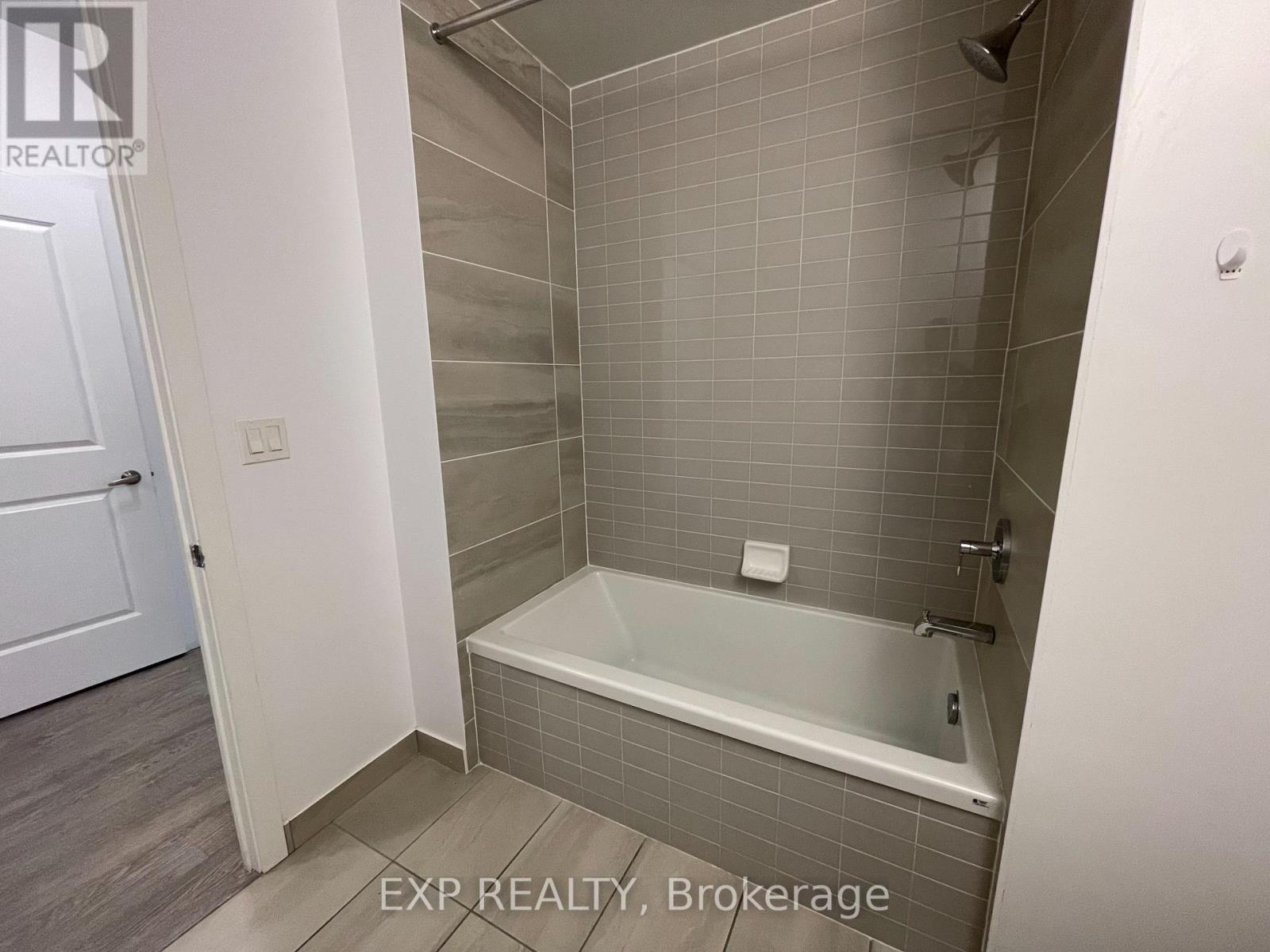 105 - 4677 Glen Erin Drive, Mississauga, Ontario  L5M 2E3 - Photo 20 - W12388587