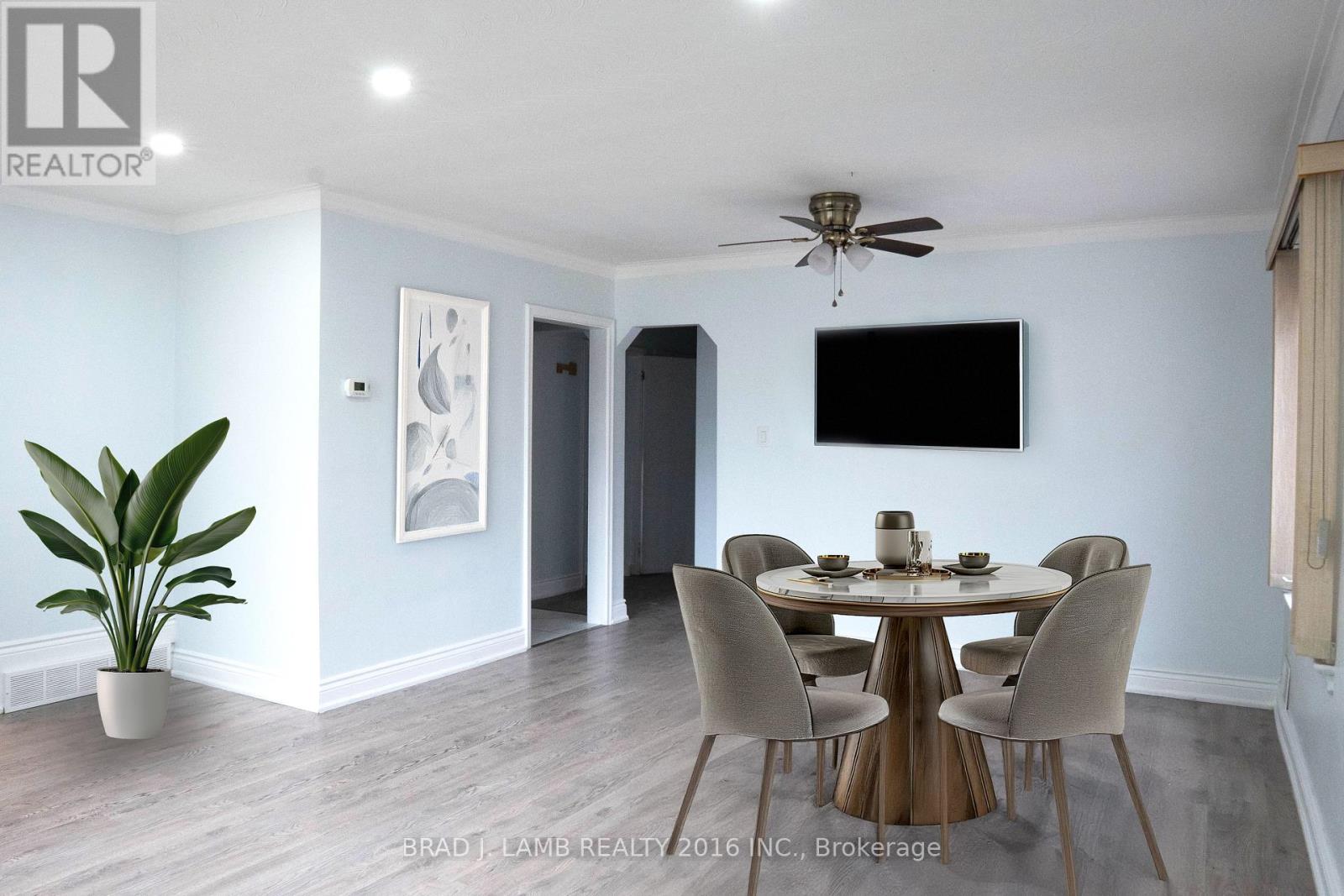 42 Lynnford Drive, Toronto (Islington-City Centre West), Ontario  M9B 1H7 - Photo 7 - W12388620
