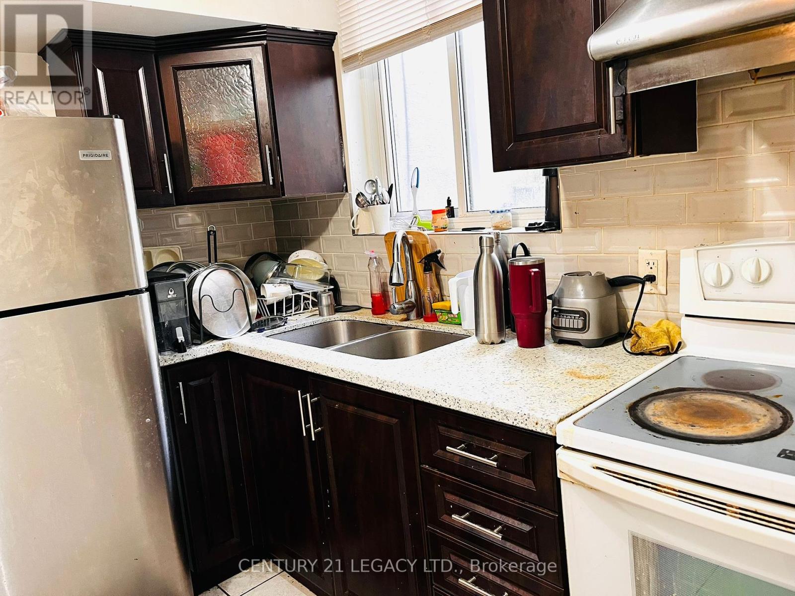 23 Gulliver Crescent, Brampton, Ontario  L6S 1T1 - Photo 13 - W12388626