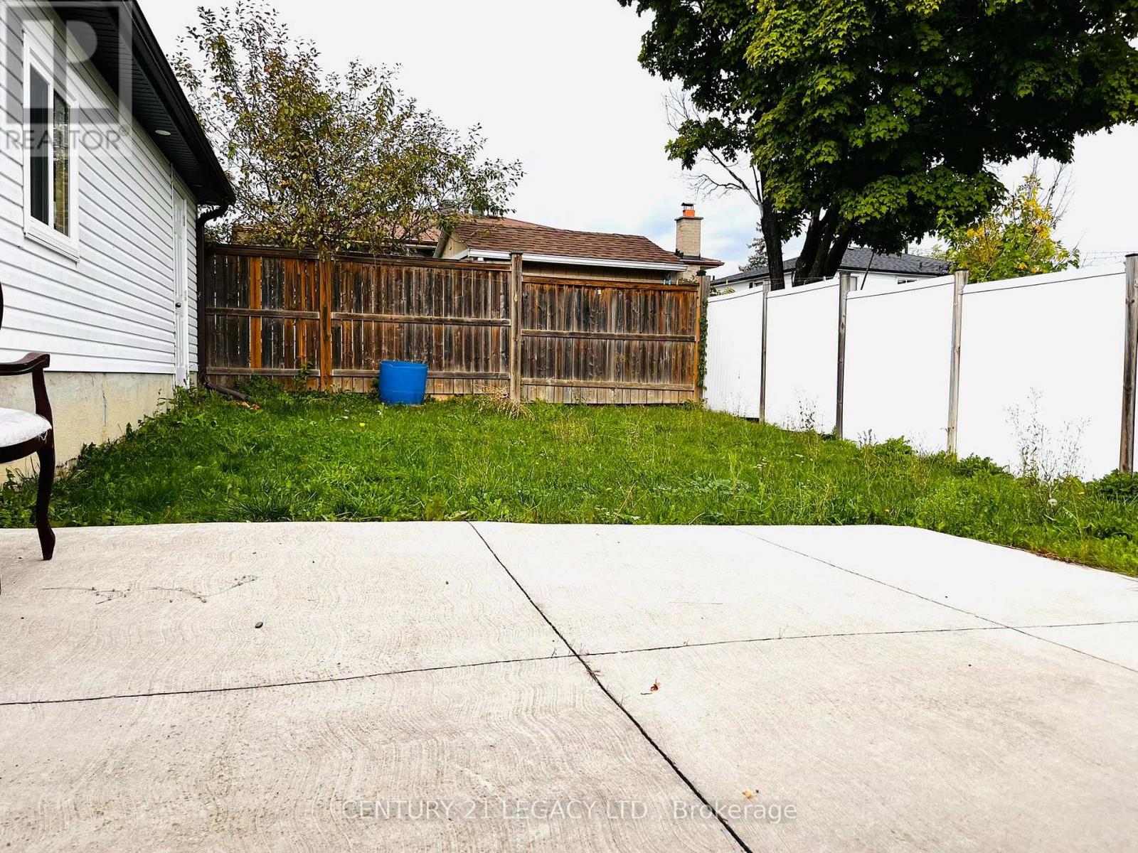 23 Gulliver Crescent, Brampton, Ontario  L6S 1T1 - Photo 17 - W12388626
