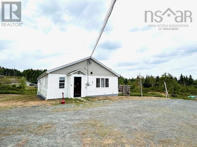87 Pool Road, Sheet Harbour, Nova Scotia  B0J 3B0 - Photo 18 - 202519375