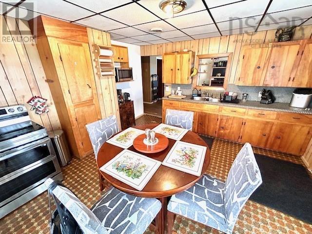 87 Pool Road, Sheet Harbour, Nova Scotia  B0J 3B0 - Photo 4 - 202519375