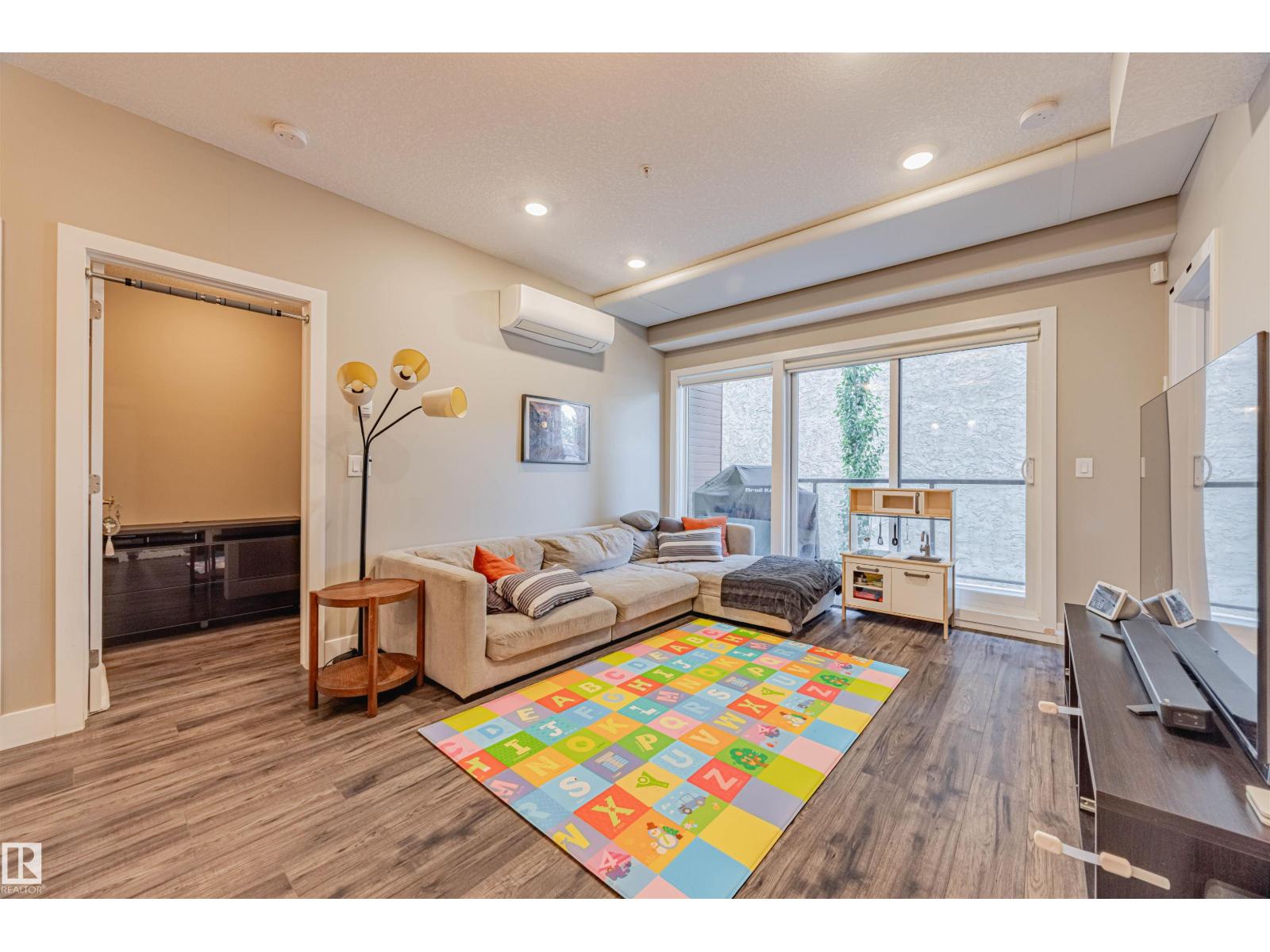 #204 10006 83 Av Nw, Edmonton, Alberta  T6E 2C2 - Photo 7 - E4456543