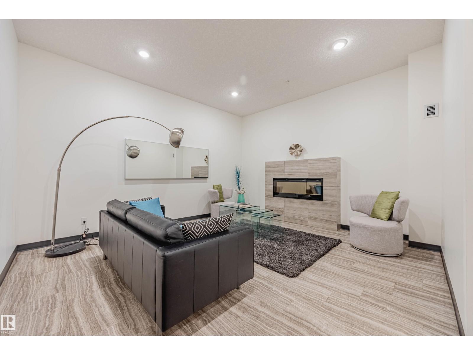 #204 10006 83 Av Nw, Edmonton, Alberta  T6E 2C2 - Photo 8 - E4456543