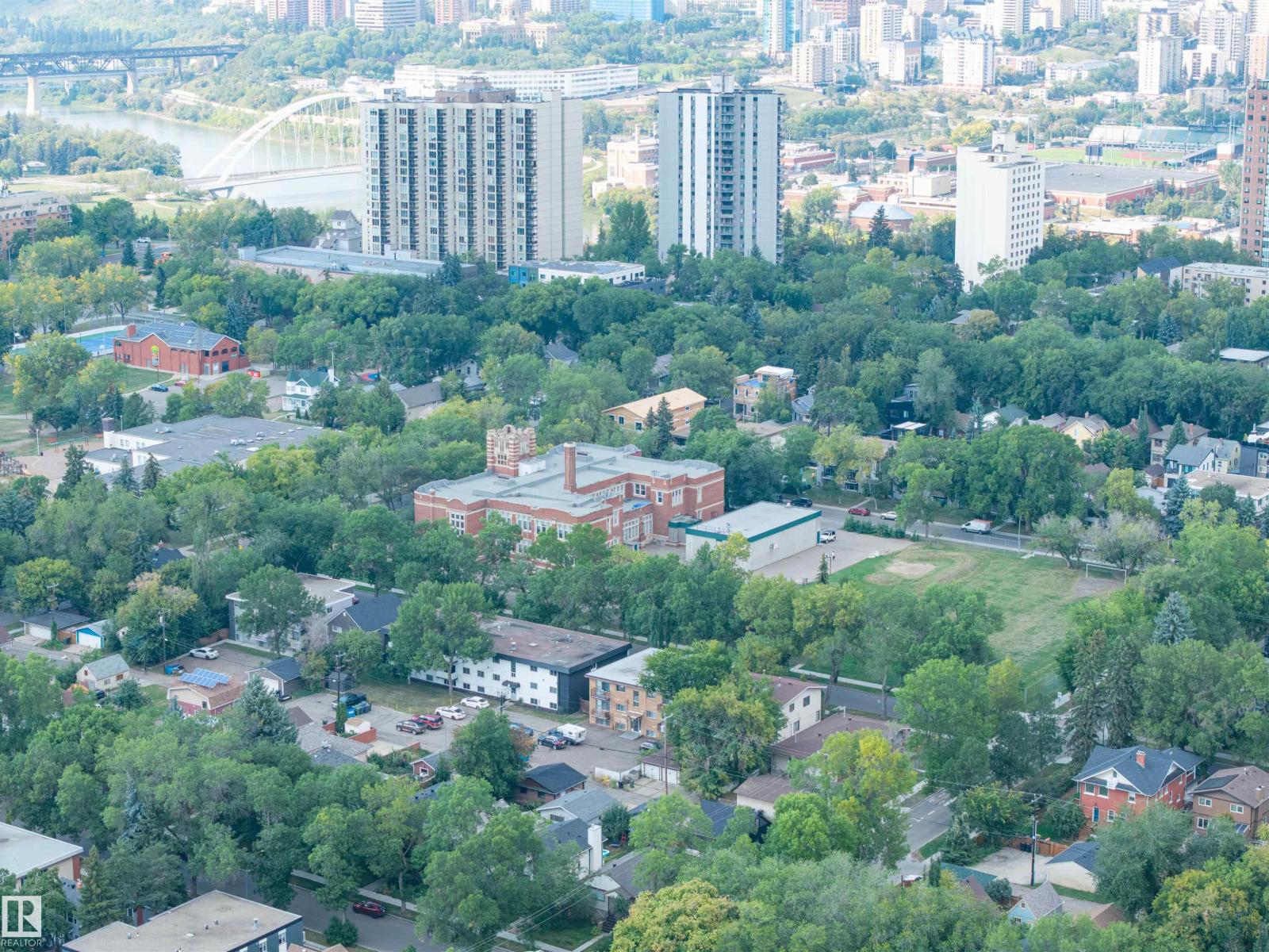 #204 10006 83 Av Nw, Edmonton, Alberta  T6E 2C2 - Photo 2 - E4456543