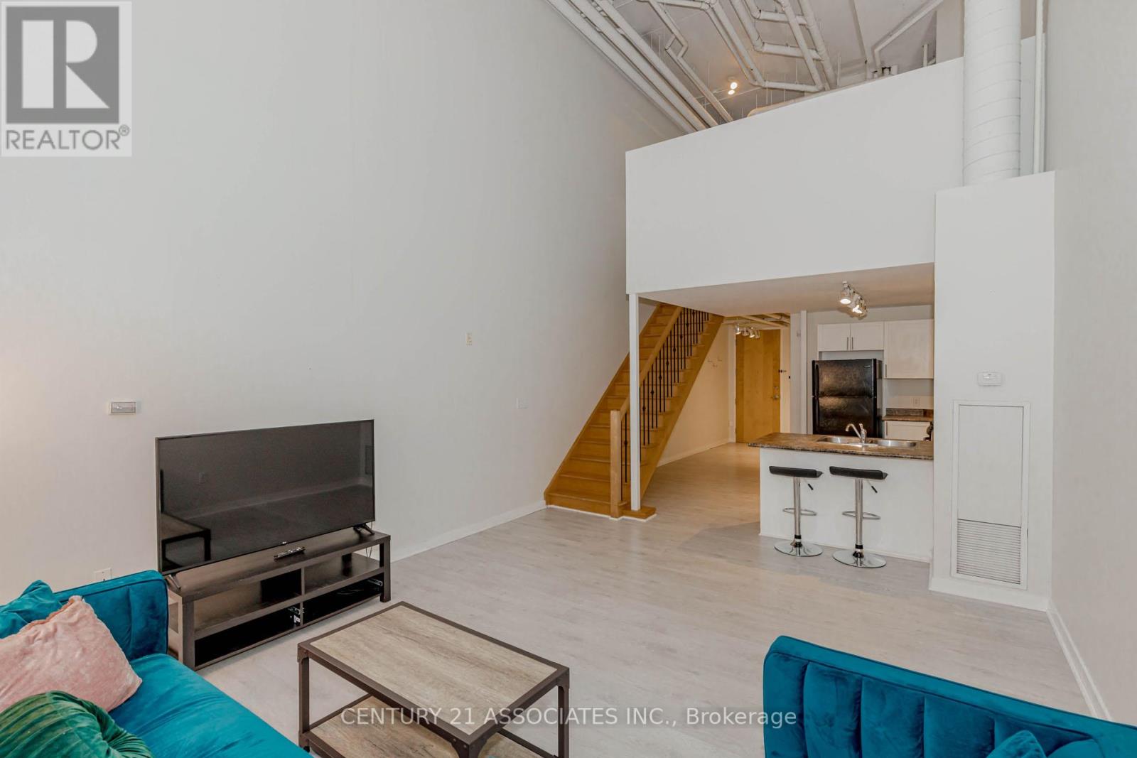 107 - 66 Bay Street S, Hamilton, Ontario  L8P 4Z6 - Photo 15 - X12388440