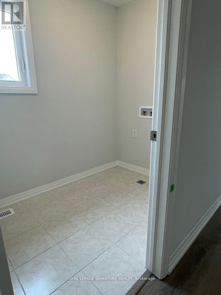 186 Bur Oak Drive, Thorold, Ontario  L2V 0L7 - Photo 17 - X12388484