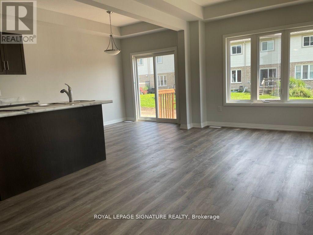 186 Bur Oak Drive, Thorold, Ontario  L2V 0L7 - Photo 8 - X12388484