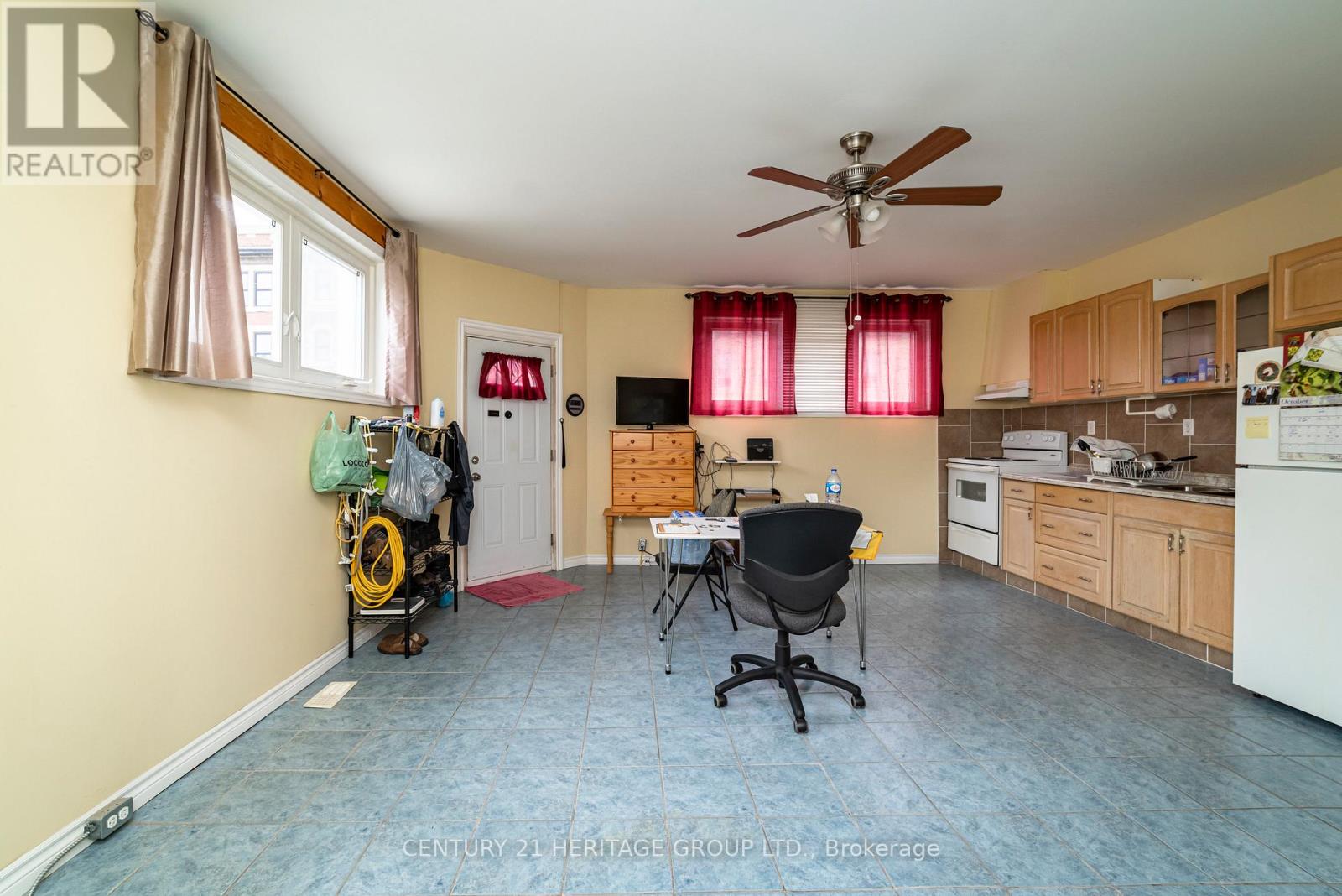 96 Kinrade Avenue, Hamilton, Ontario  L8L 6L6 - Photo 28 - X12388534
