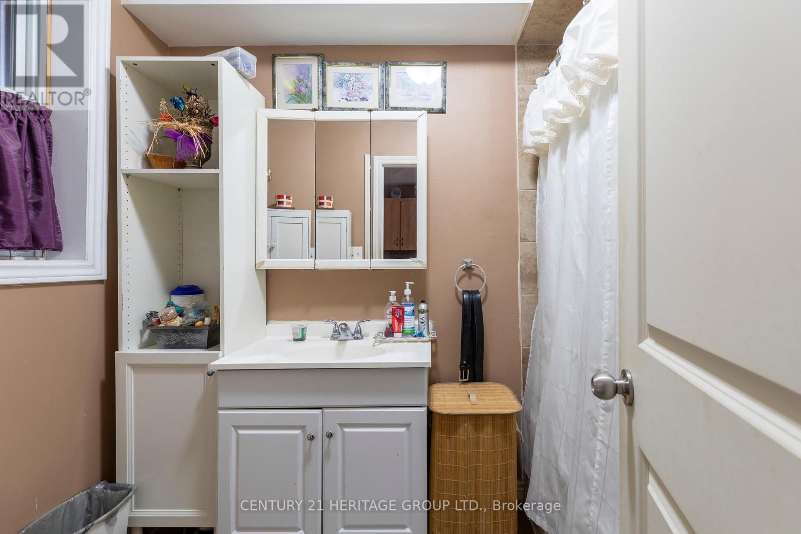 96 Kinrade Avenue, Hamilton, Ontario  L8L 6L6 - Photo 48 - X12388534