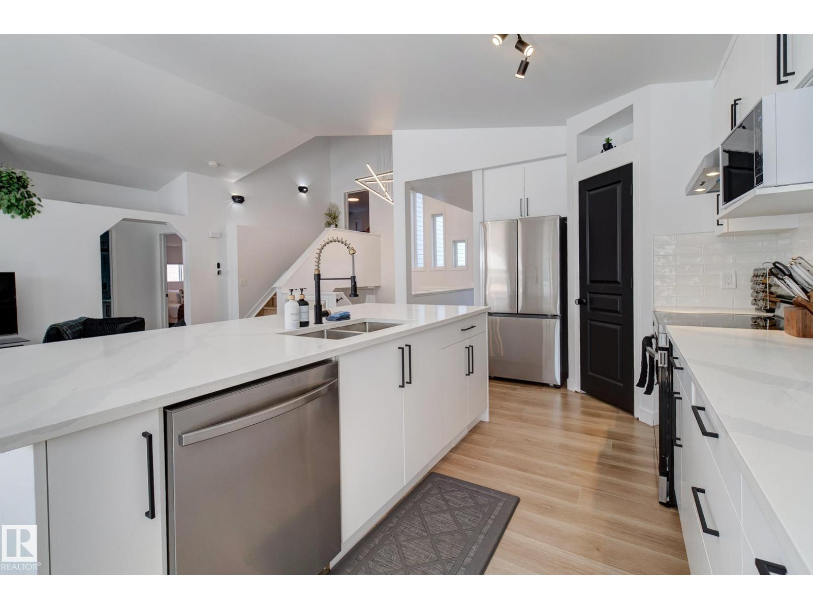 2891 37a Av Nw Nw, Edmonton, Alberta  T6T 1H7 - Photo 14 - E4456712