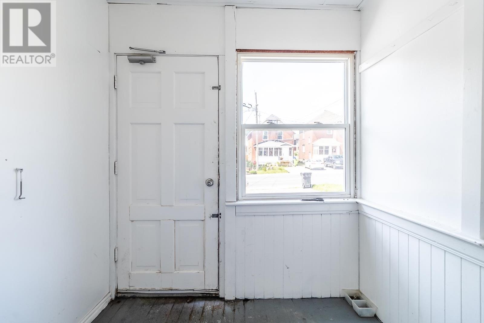 178 Pim St, Sault Ste. Marie, Ontario  P6A 3G9 - Photo 21 - SM252100