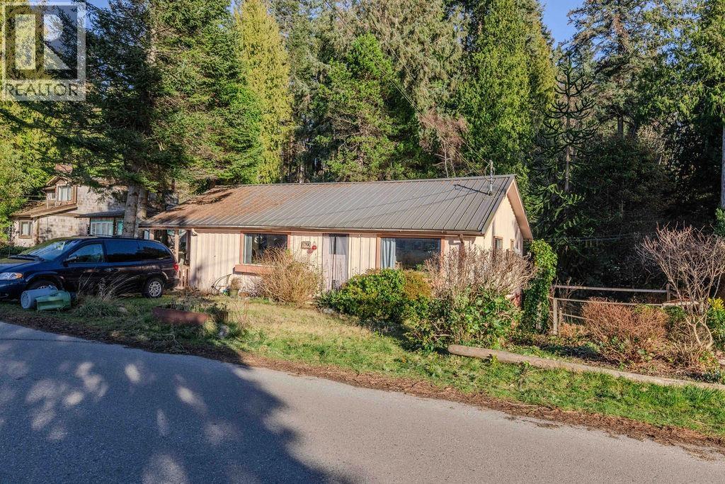 1618 Ocean Beach Esplanade, Gibsons, British Columbia  V0N 1V5 - Photo 26 - R3030174