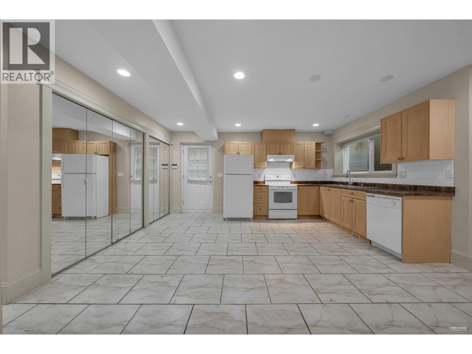 843 Canyon Boulevard, North Vancouver, British Columbia  V7R 2J7 - Photo 35 - R3044617