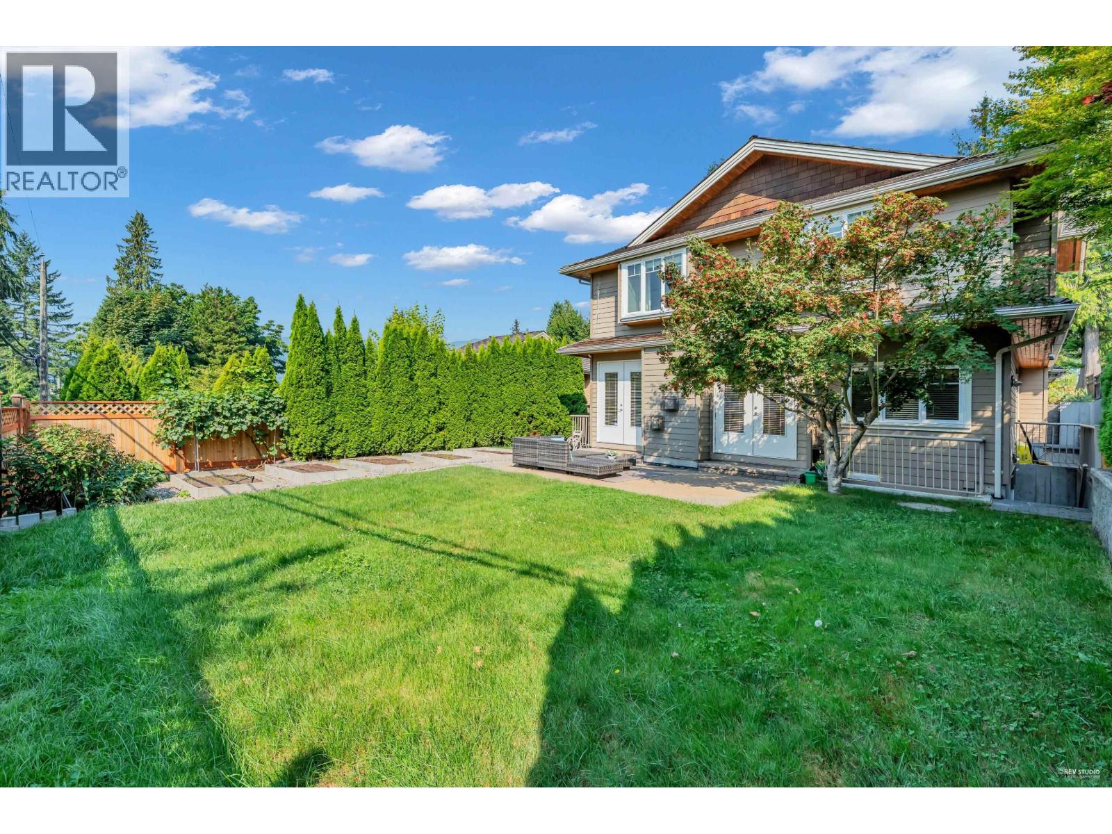 843 Canyon Boulevard, North Vancouver, British Columbia  V7R 2J7 - Photo 38 - R3044617