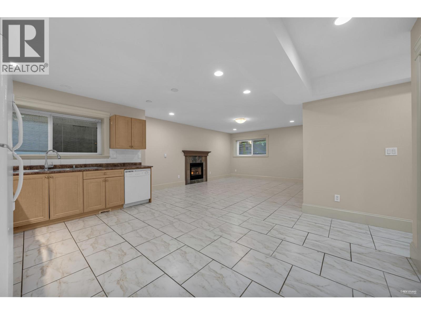 843 Canyon Boulevard, North Vancouver, British Columbia  V7R 2J7 - Photo 34 - R3044617